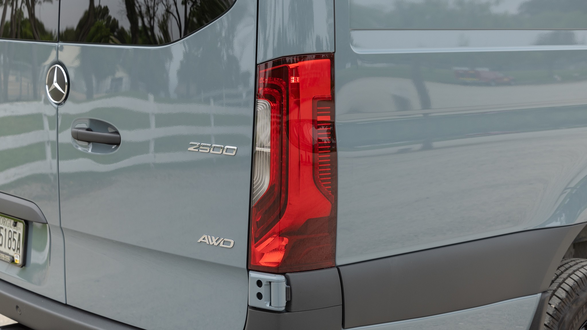 013 01 2024 Mercedes Benz Sprinter 250 AWD tailight