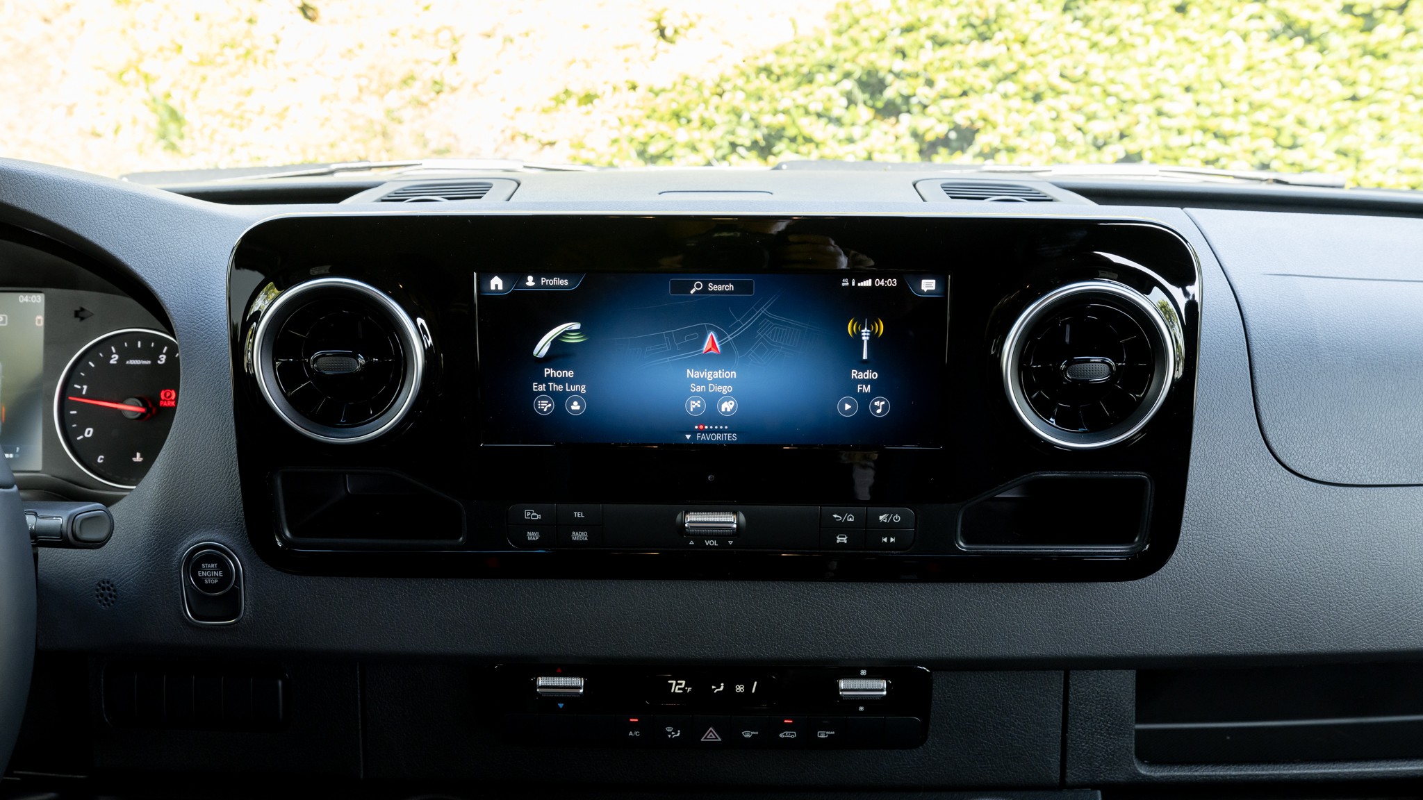 039 01 2024 Mercedes Benz Sprinter 250 AWD infotainment screen