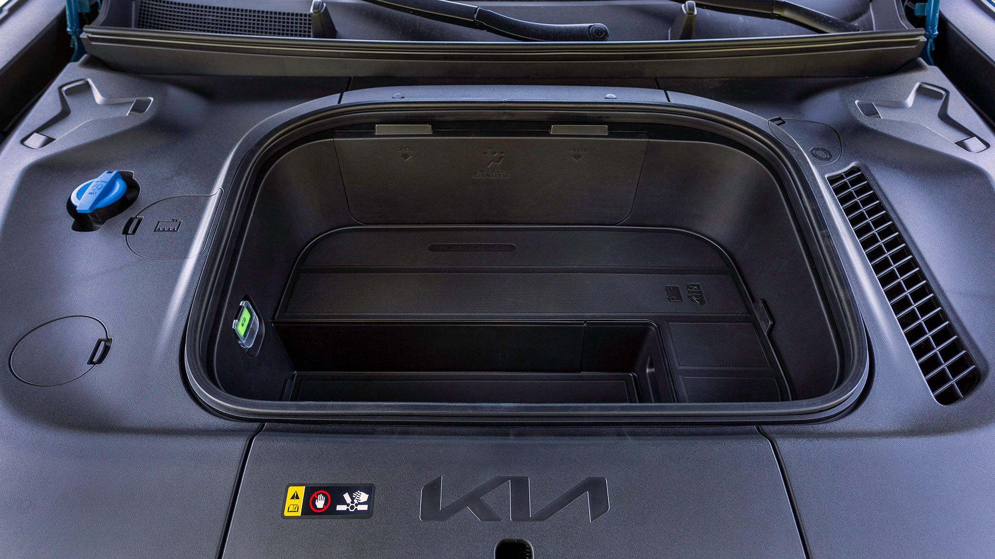 037 2024 Kia EV9 Land