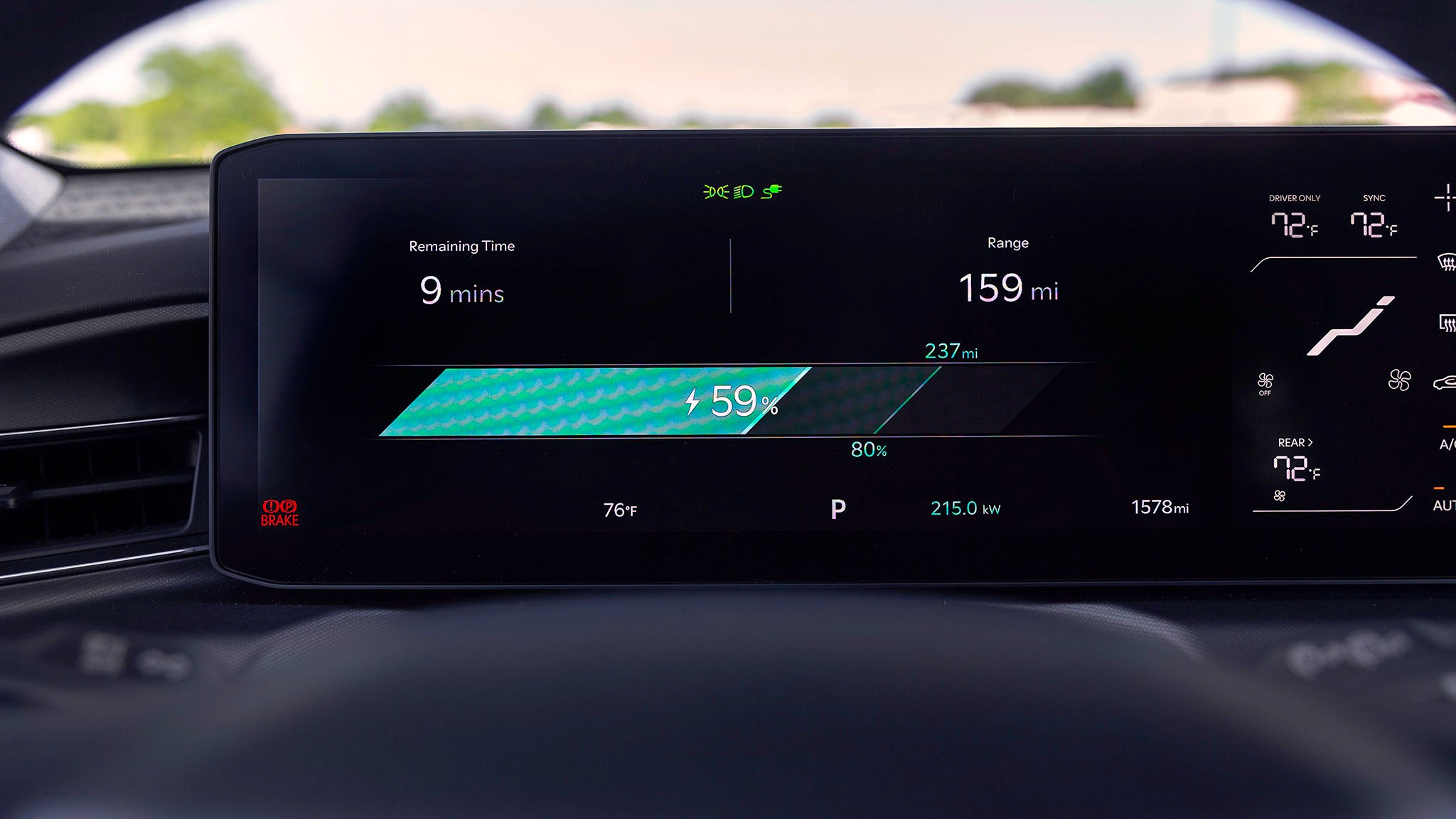 044 2024 Kia EV9 Land