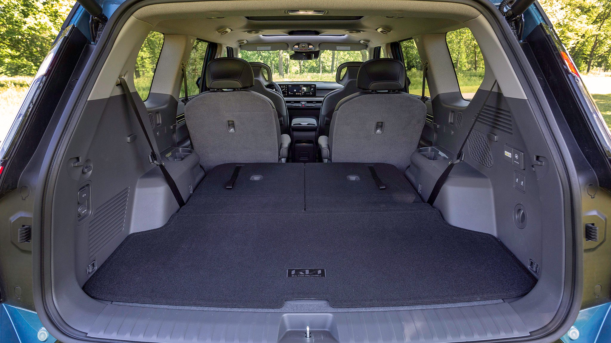 064 2024 Kia EV9 Land