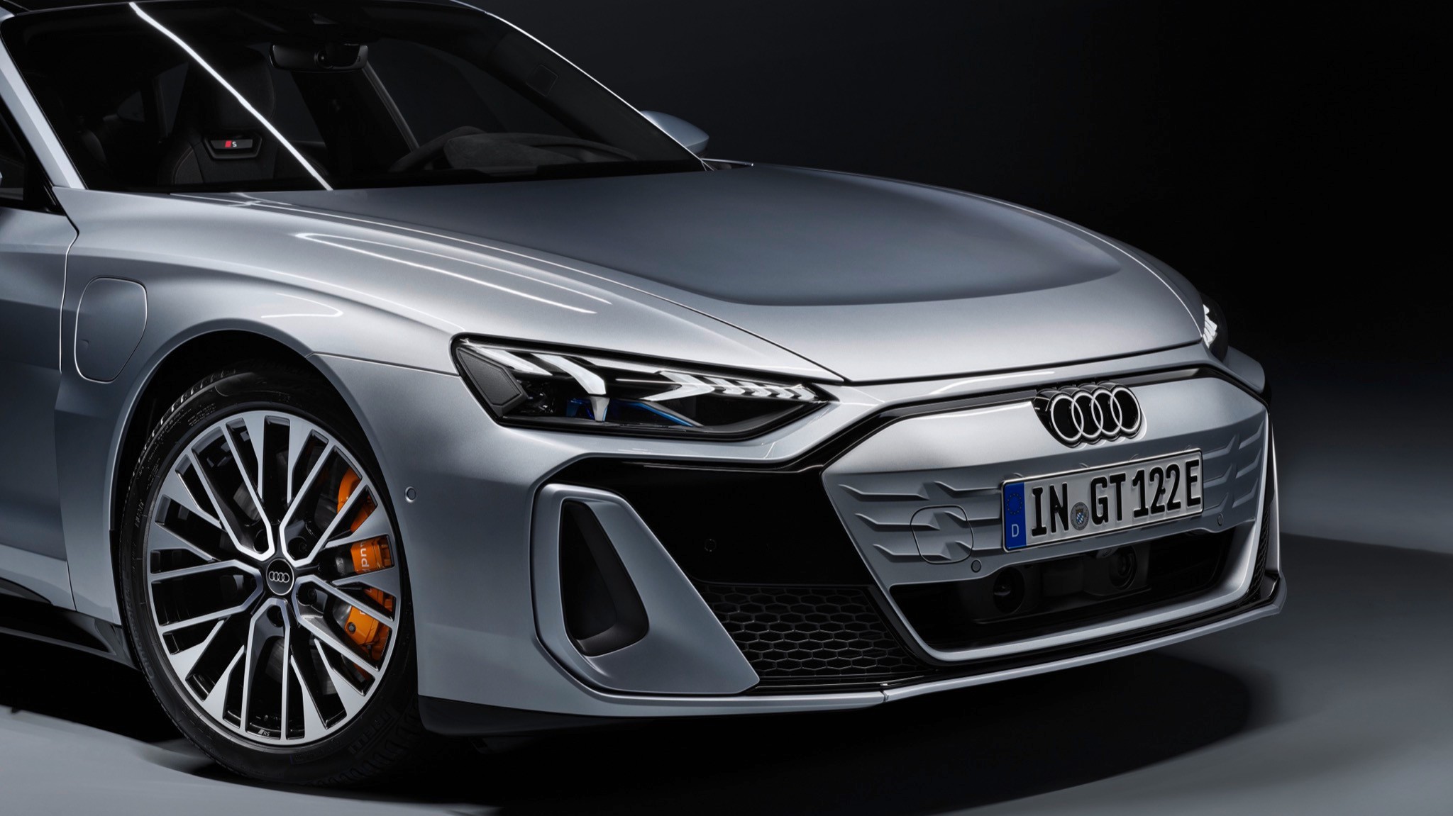 2025 audi etron gt 14