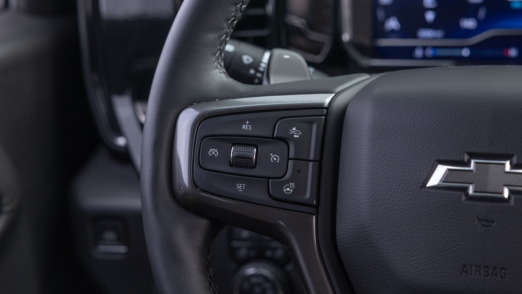 2024 chevrolet silverado zr2 interior 06