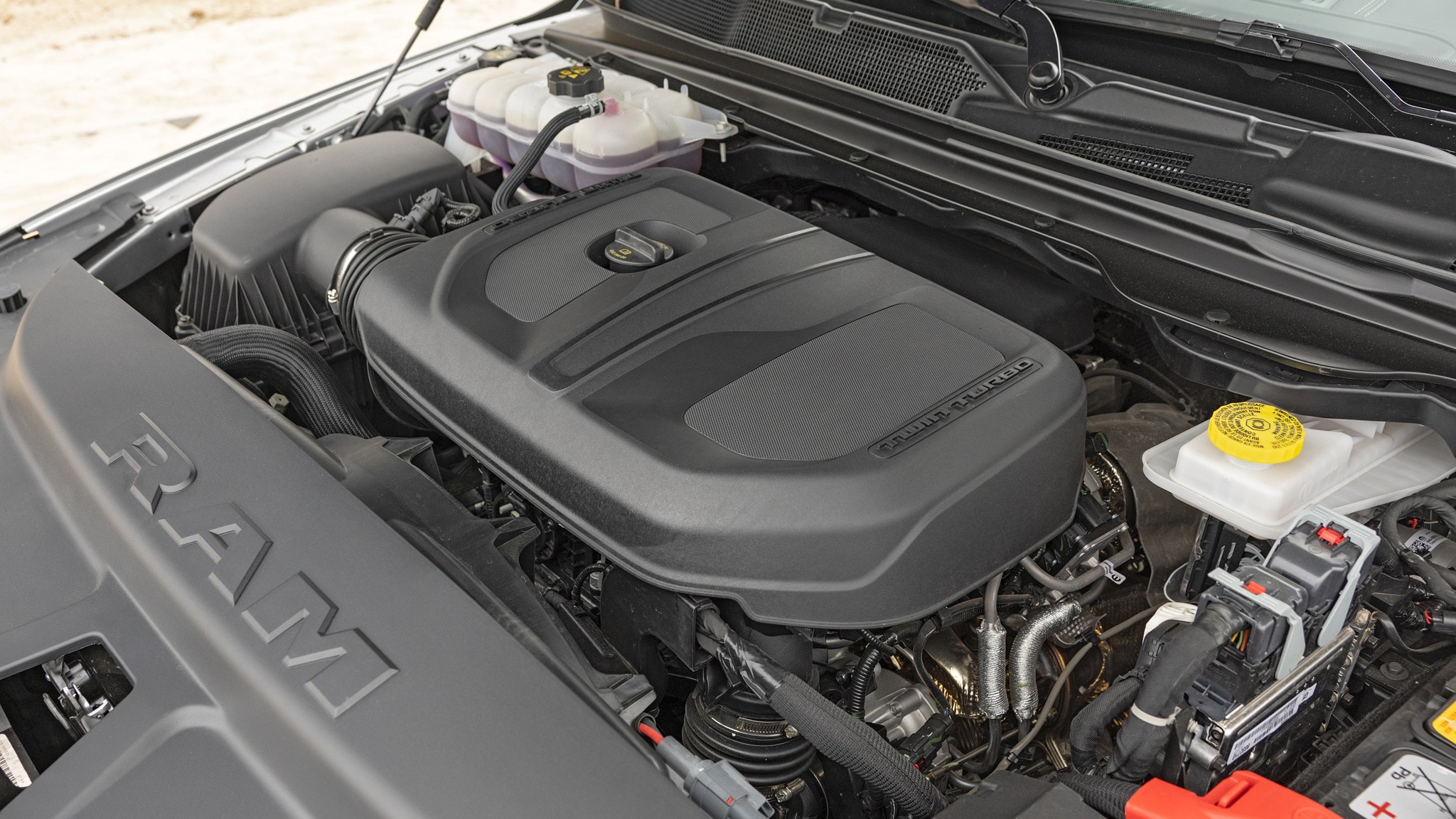 027 2025 RAM 1500 Laramie engine