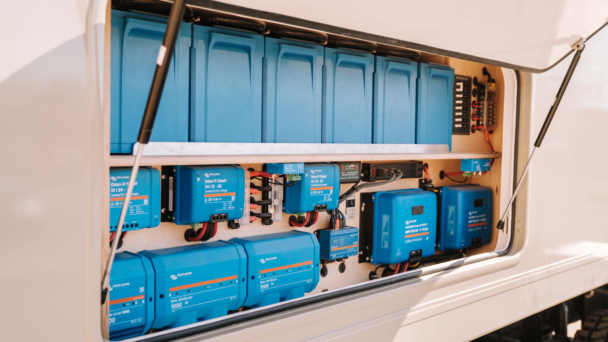 2025 Hunter RMV Acela Apex 6x6 Off Road Overland Expedition Vehicle RV 19