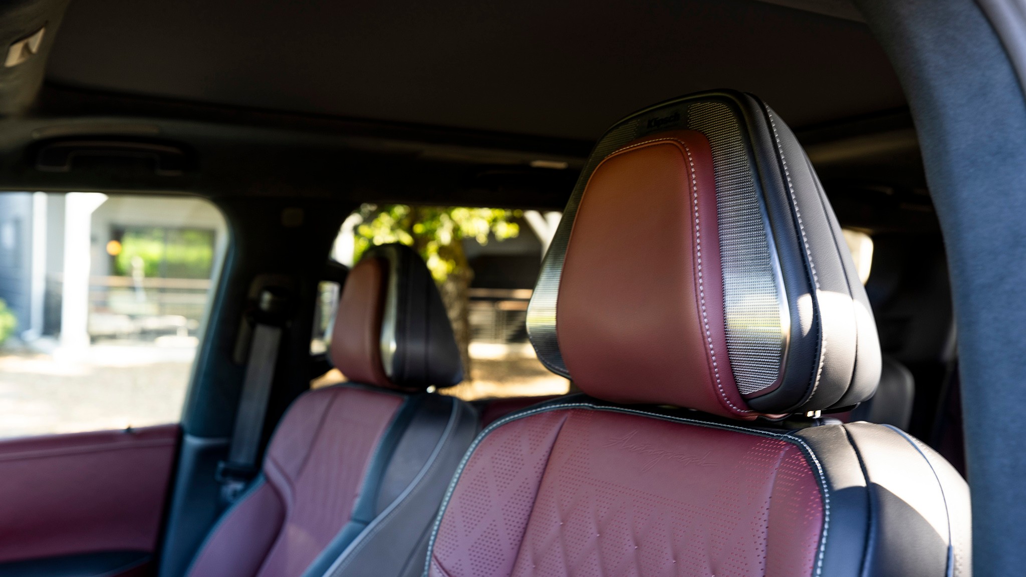 6 2025 Infiniti QX80 interior