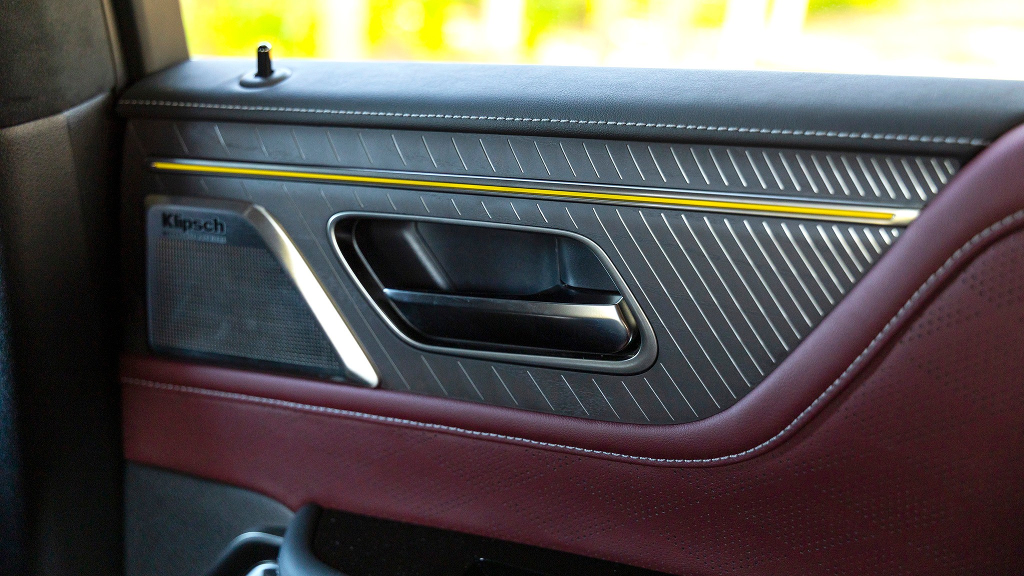 17 2025 Infiniti QX80 interior