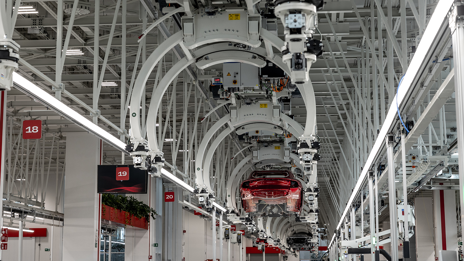 Ferrari e building tech 7