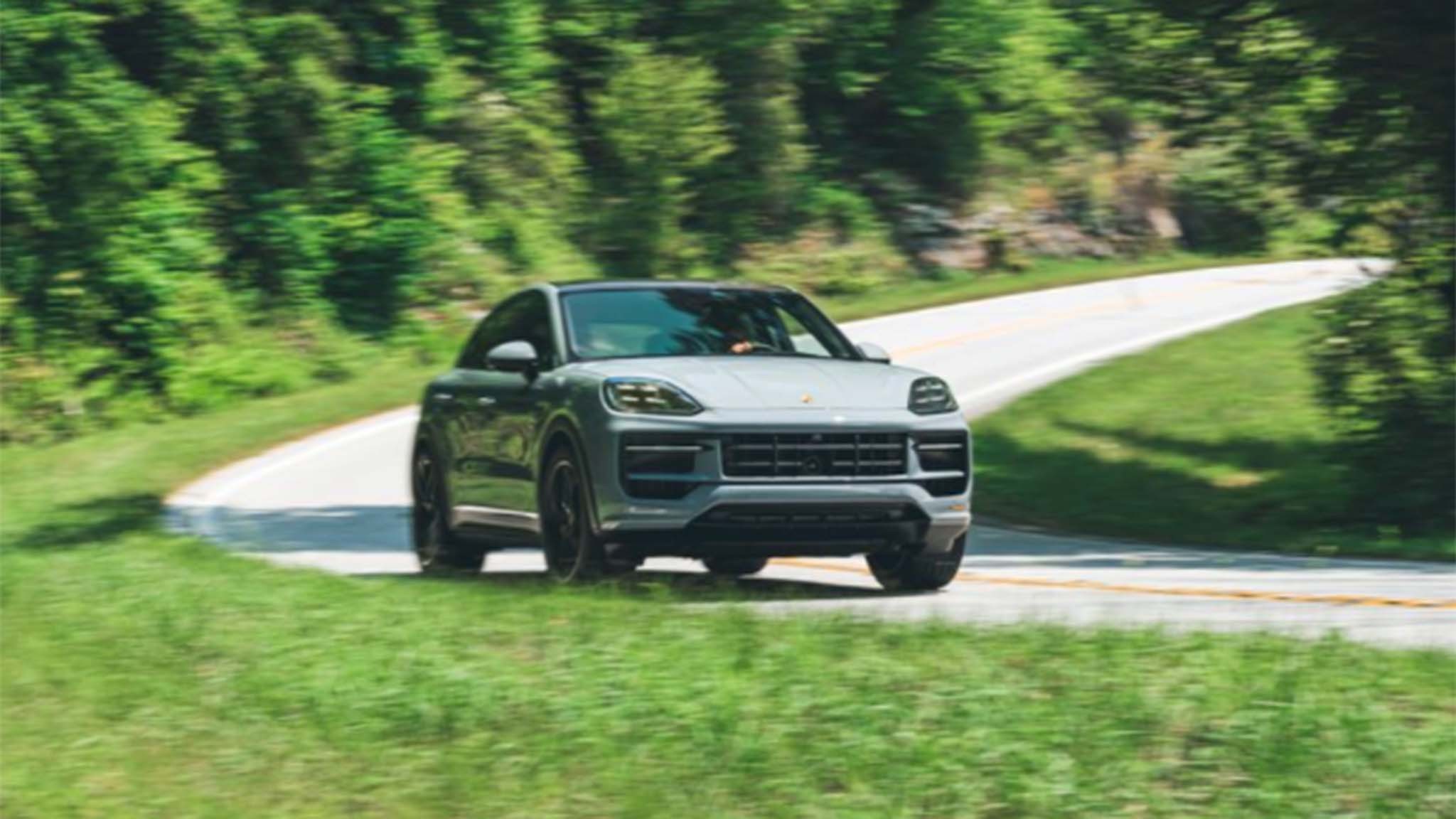 032 2025 porsche cayenne gts