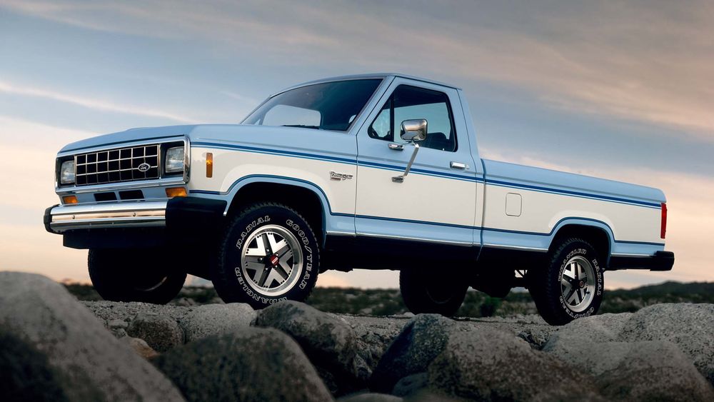 013 1983 Ford Ranger pickup truck