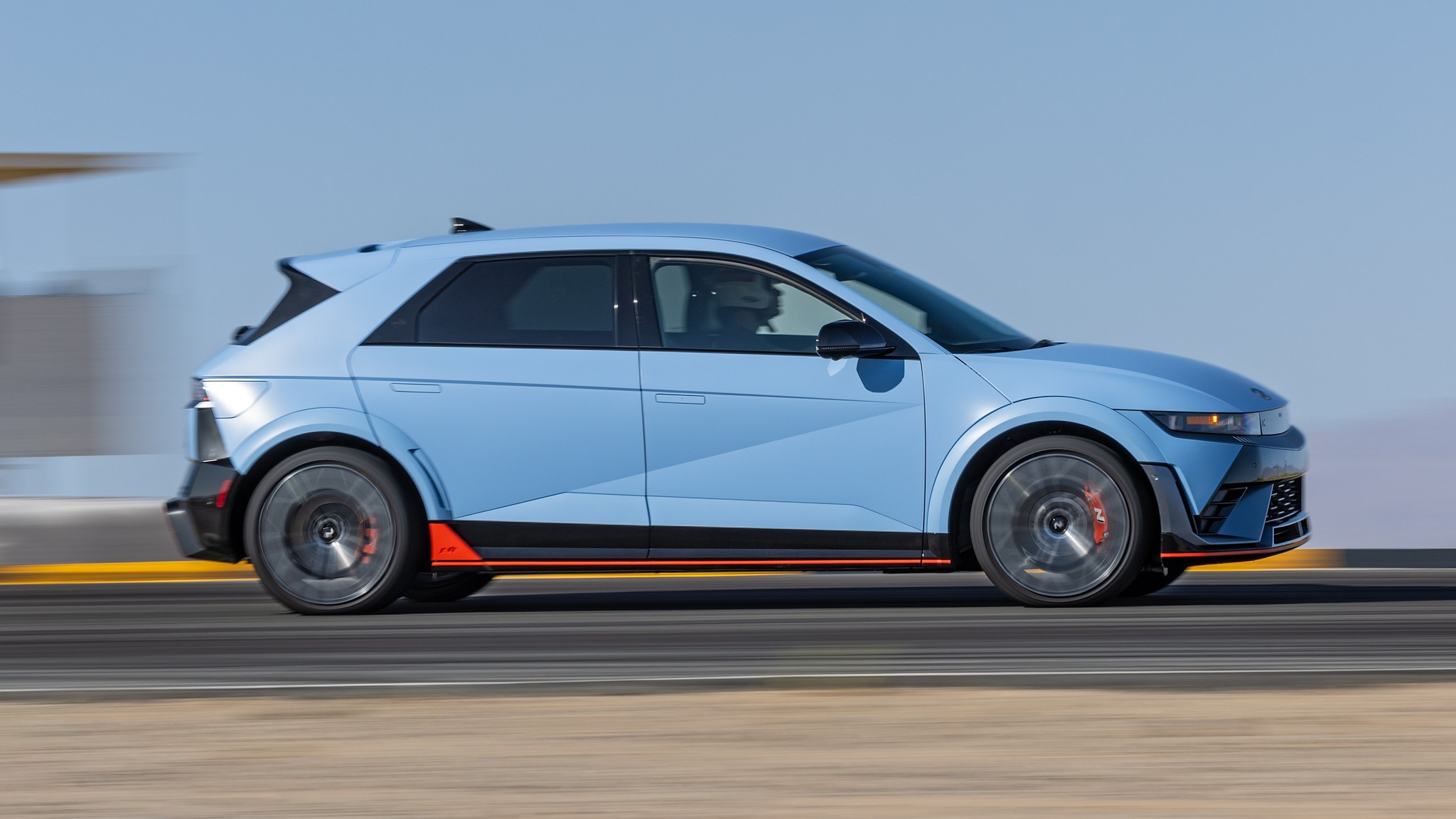 003 2024 Hyundai Ioniq5 N Side Action