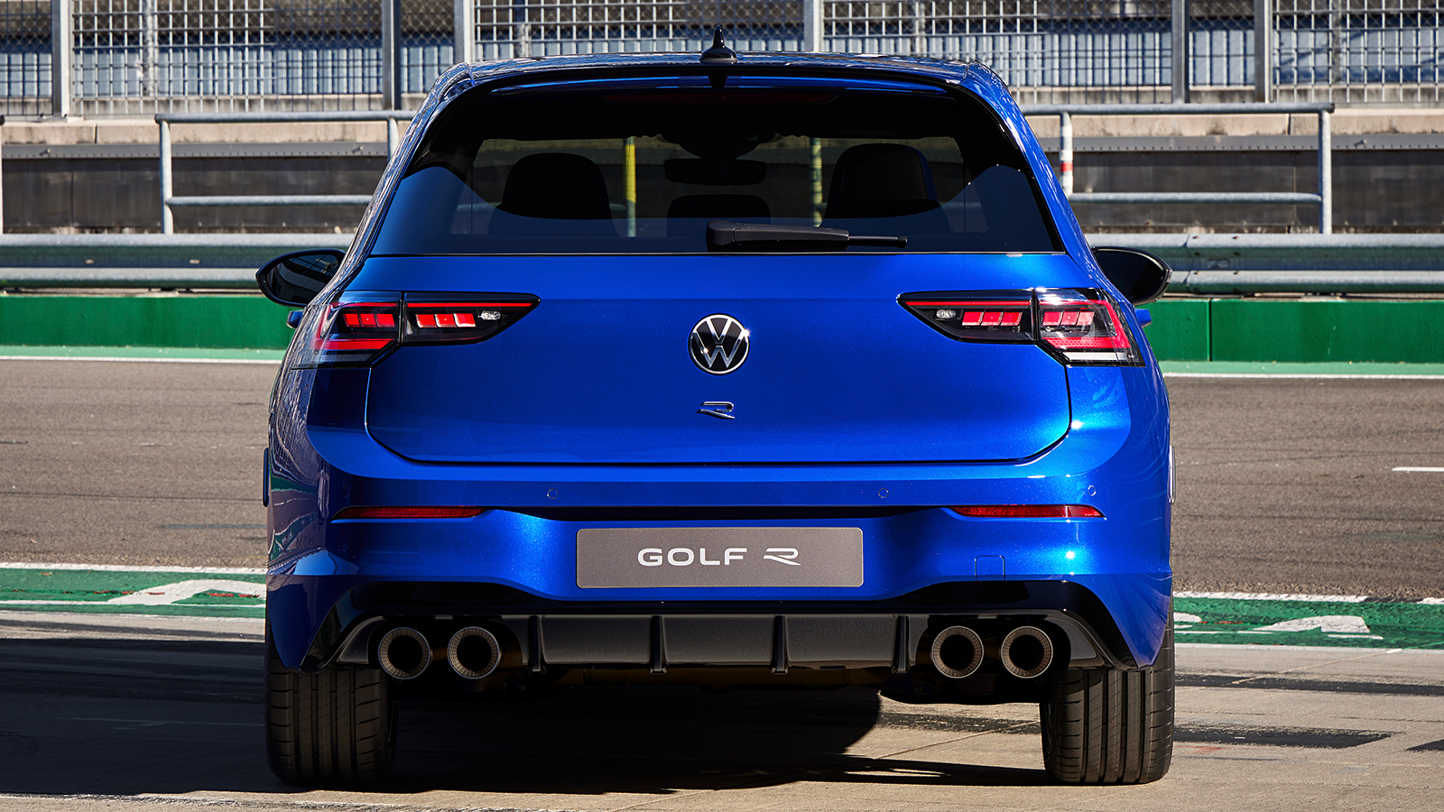 2025 Volkswagen Golf R hatch VW 12