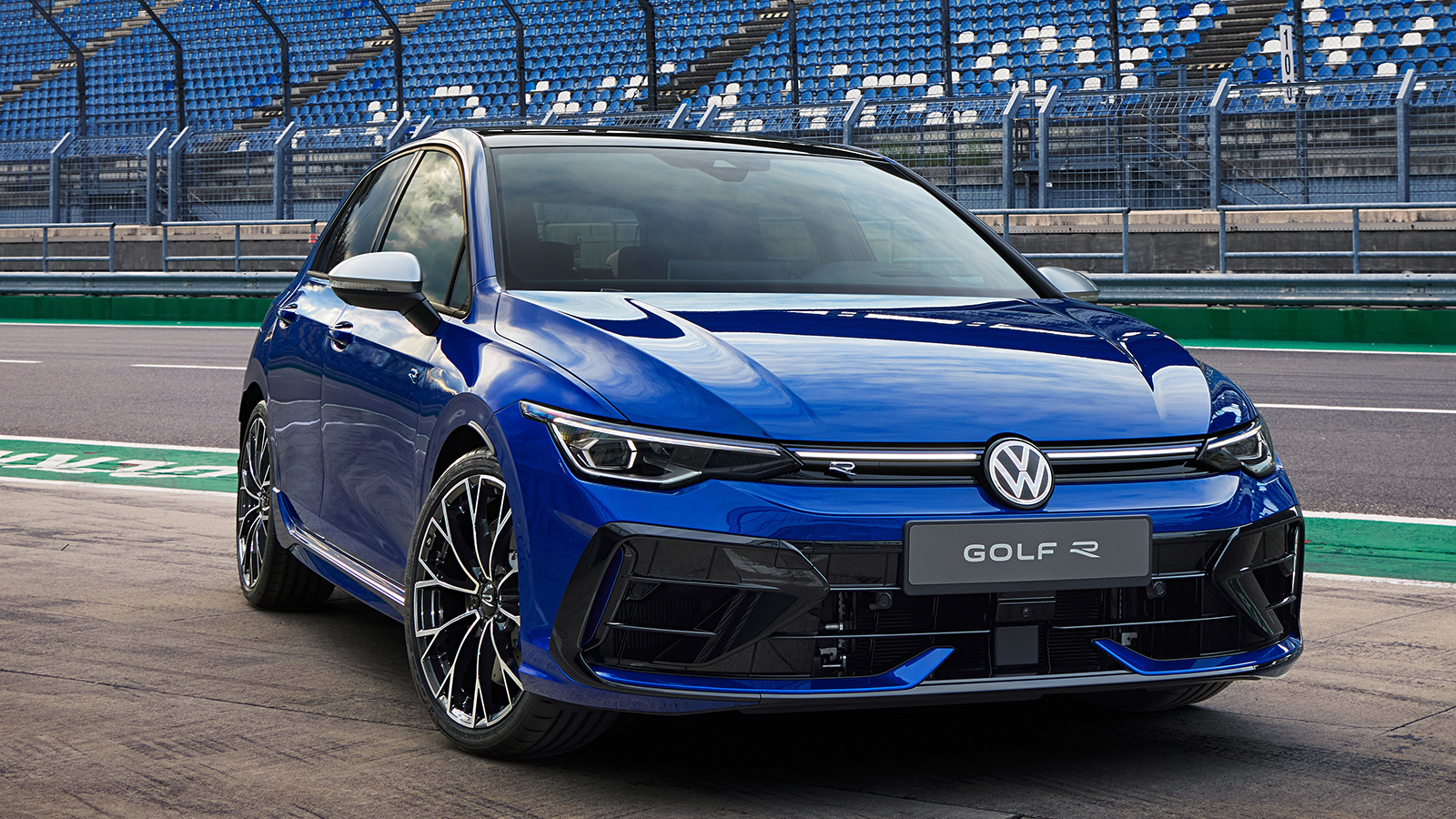 2025 Volkswagen Golf R hatch VW 16