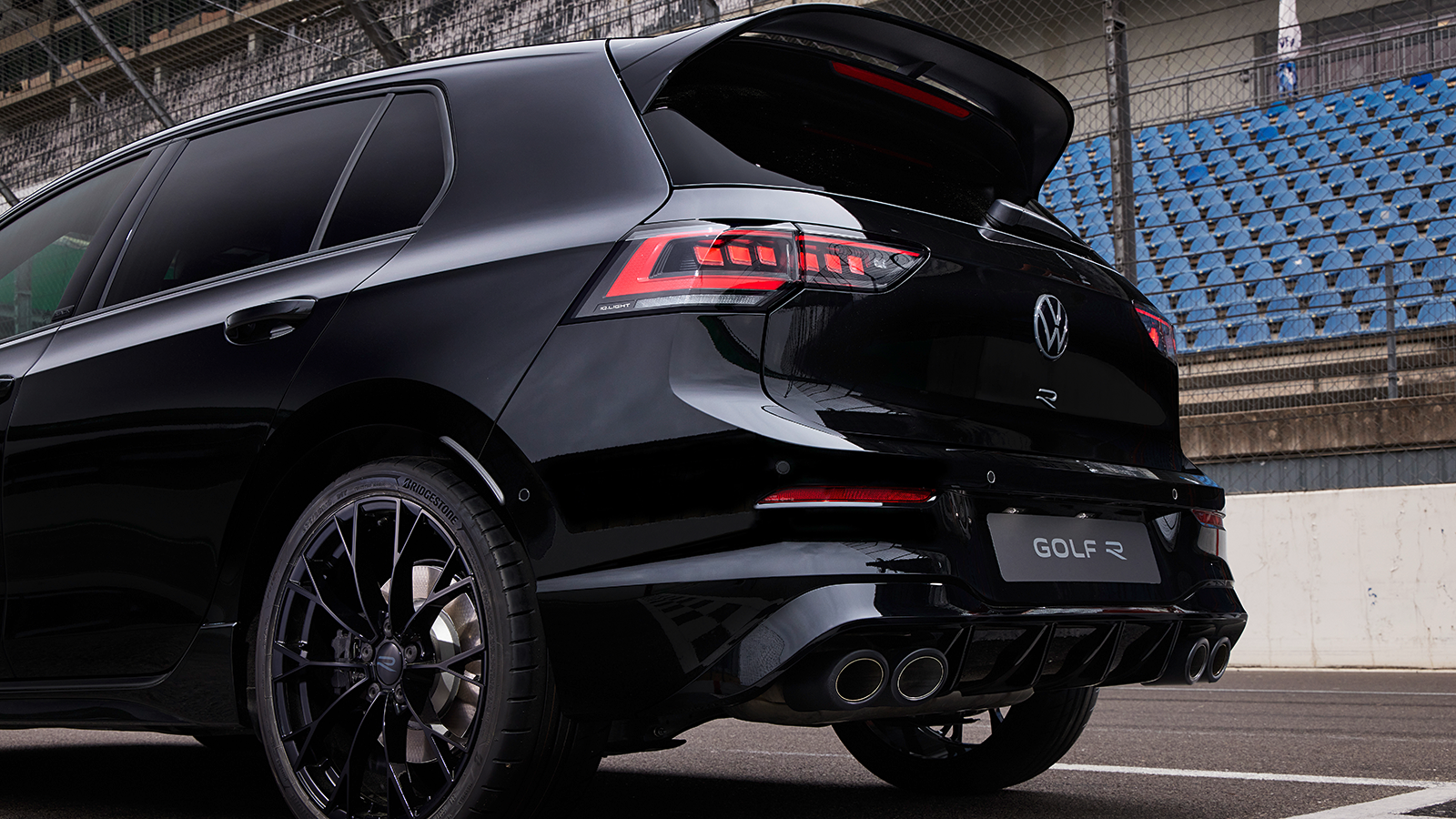 2025 Volkswagen Golf R Black Edition VW 4