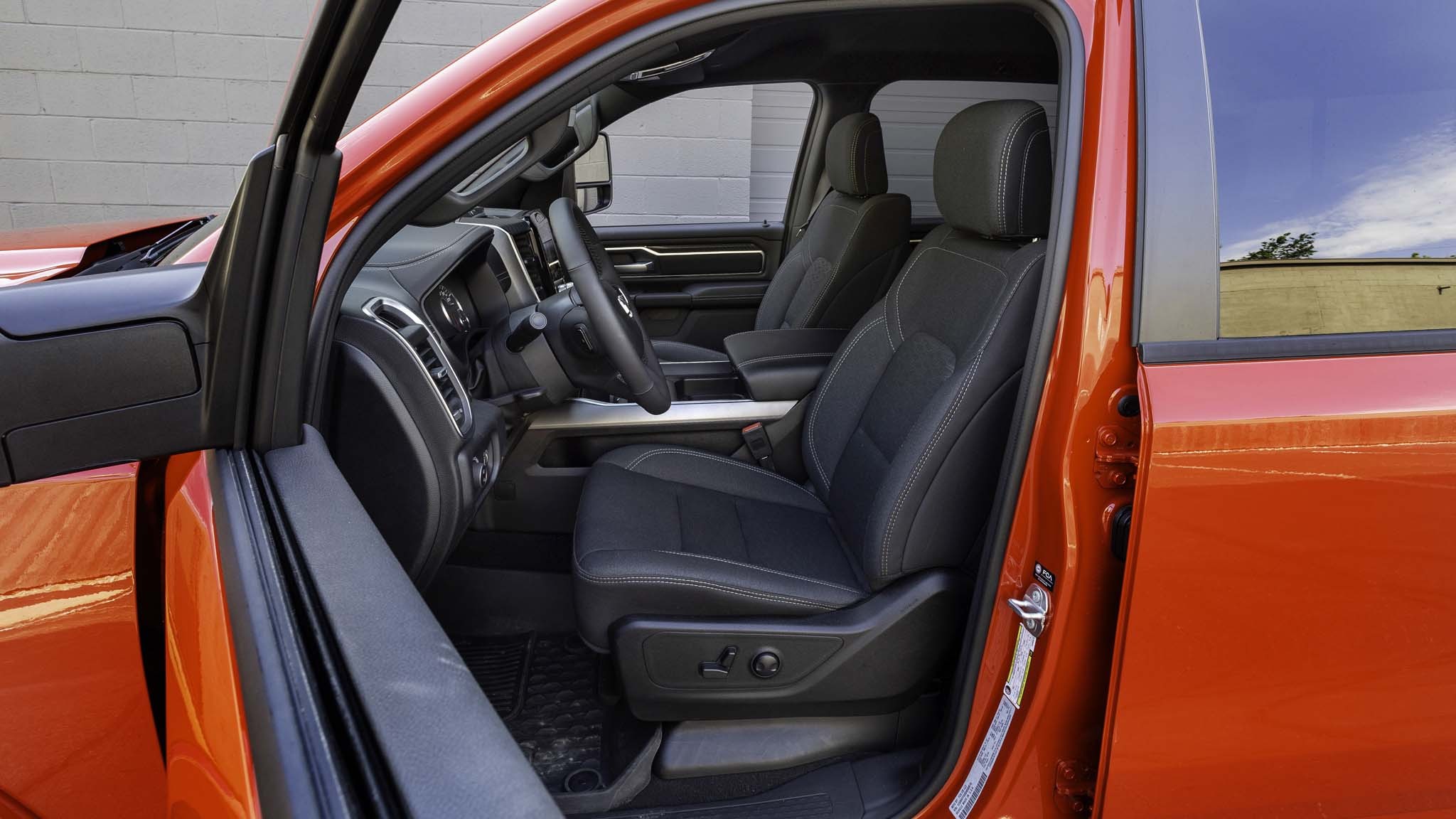 021 2025 Ram 1500 Big Horn driver seat