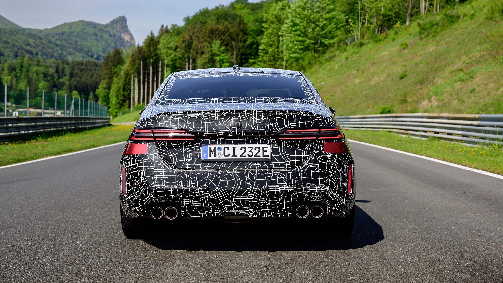 011 2025 bmw m5 predrive