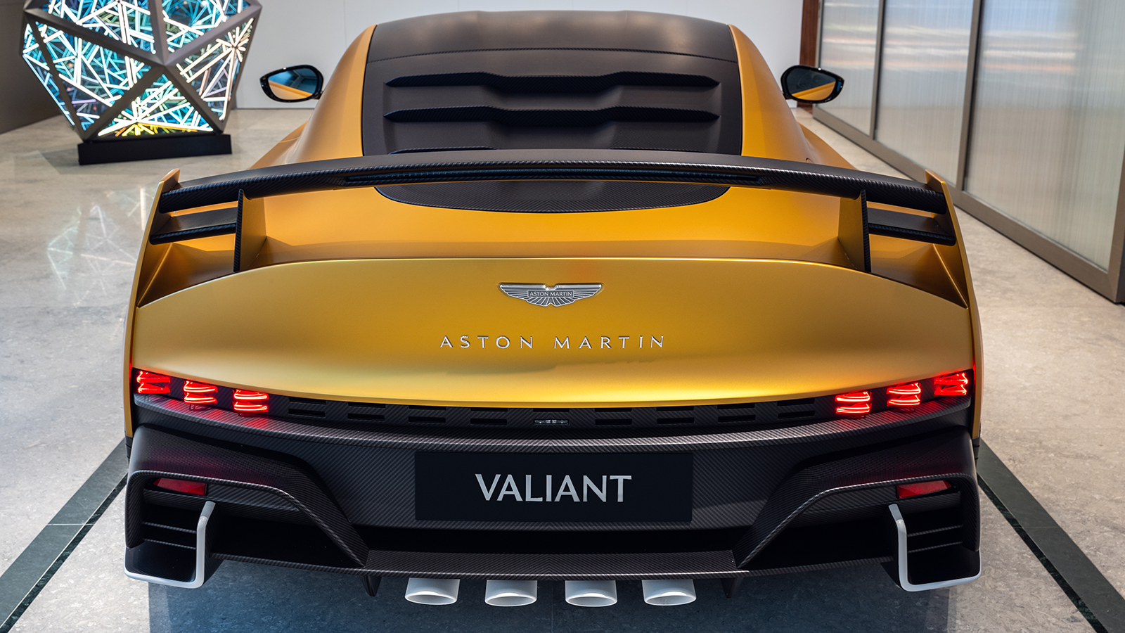 2025 Aston Martin Valiant Fernando Alonso 44