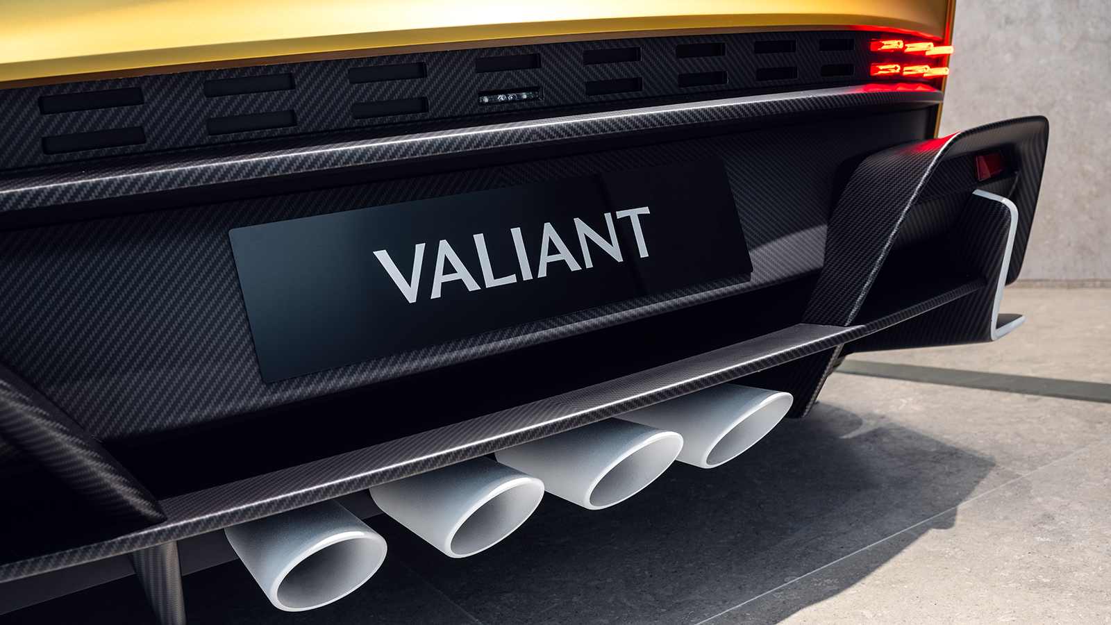 2025 Aston Martin Valiant Fernando Alonso 41