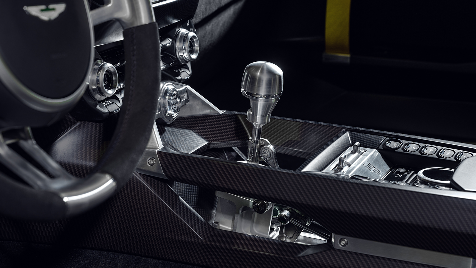 2025 Aston Martin Valiant Fernando Alonso 33