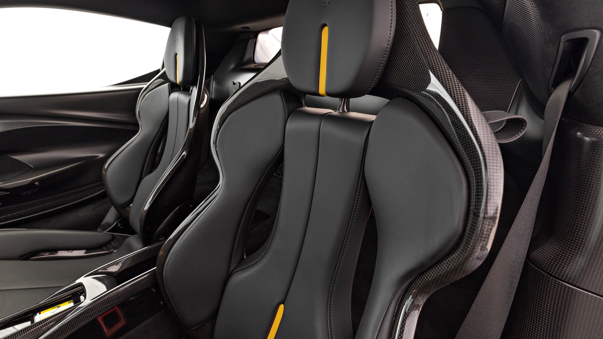 025 2024 Ferrari 296GTB