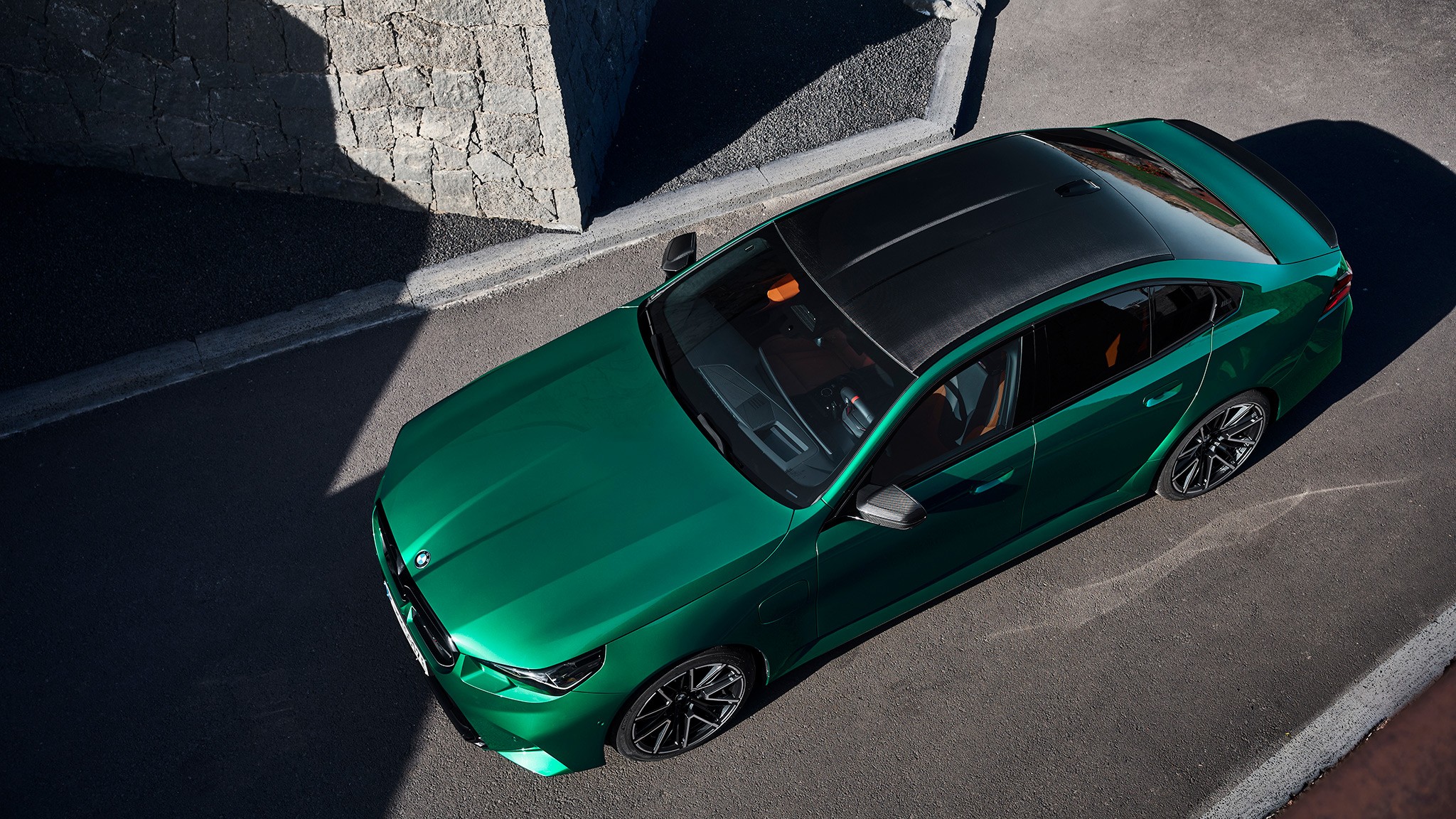 2025 BMW M5 sedan 36