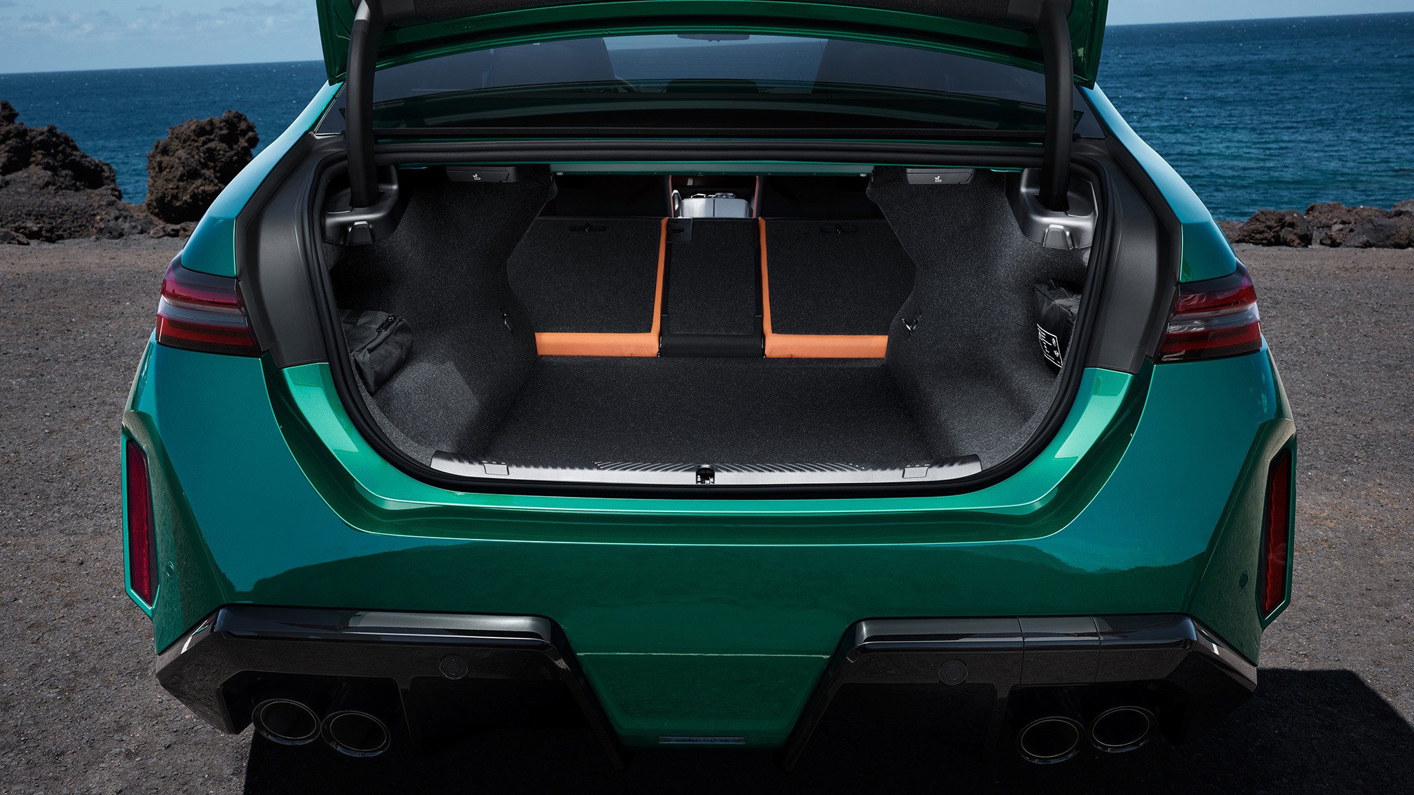 2025 BMW M5 sedan 42