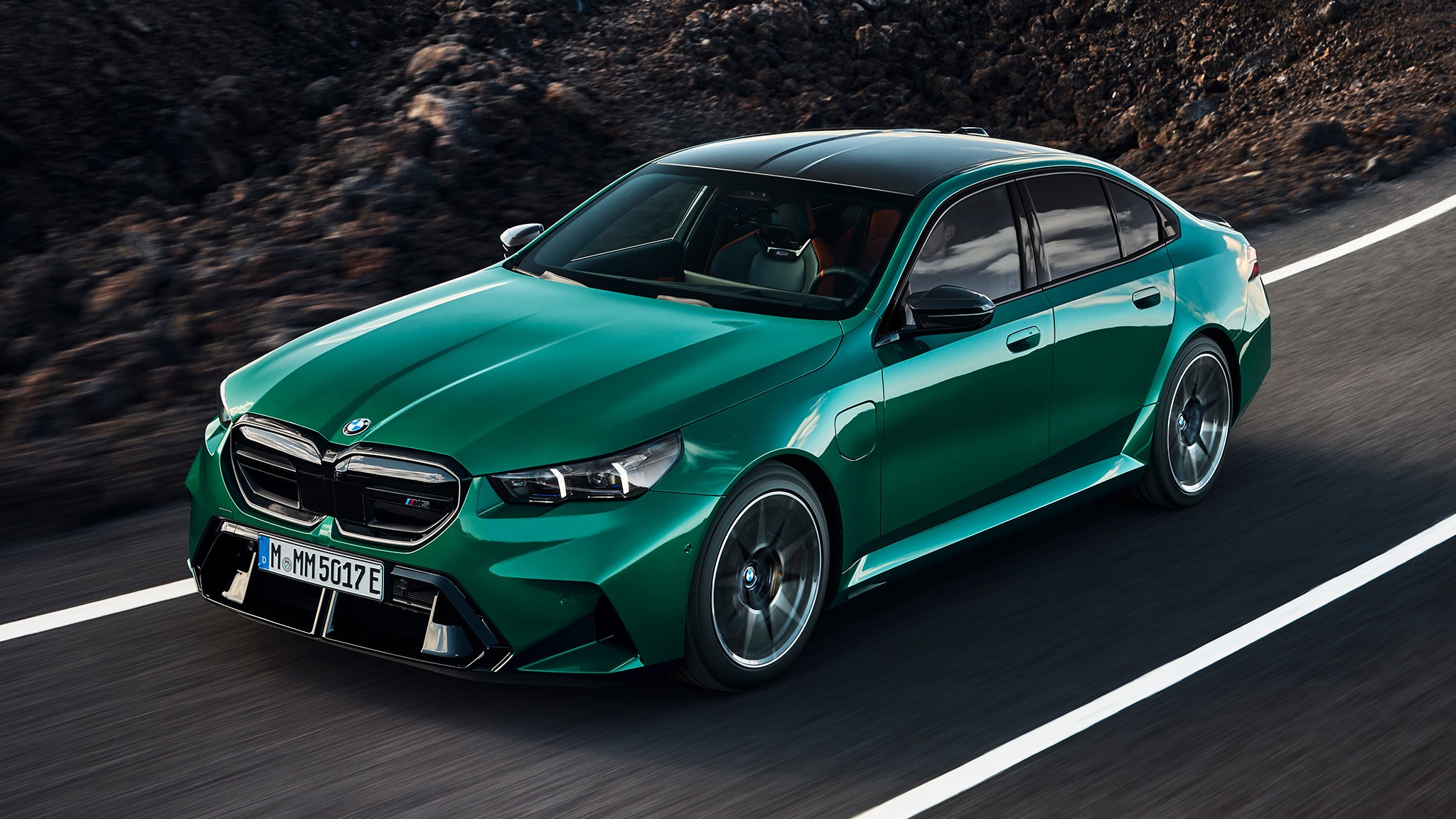 2025 BMW M5 sedan 46