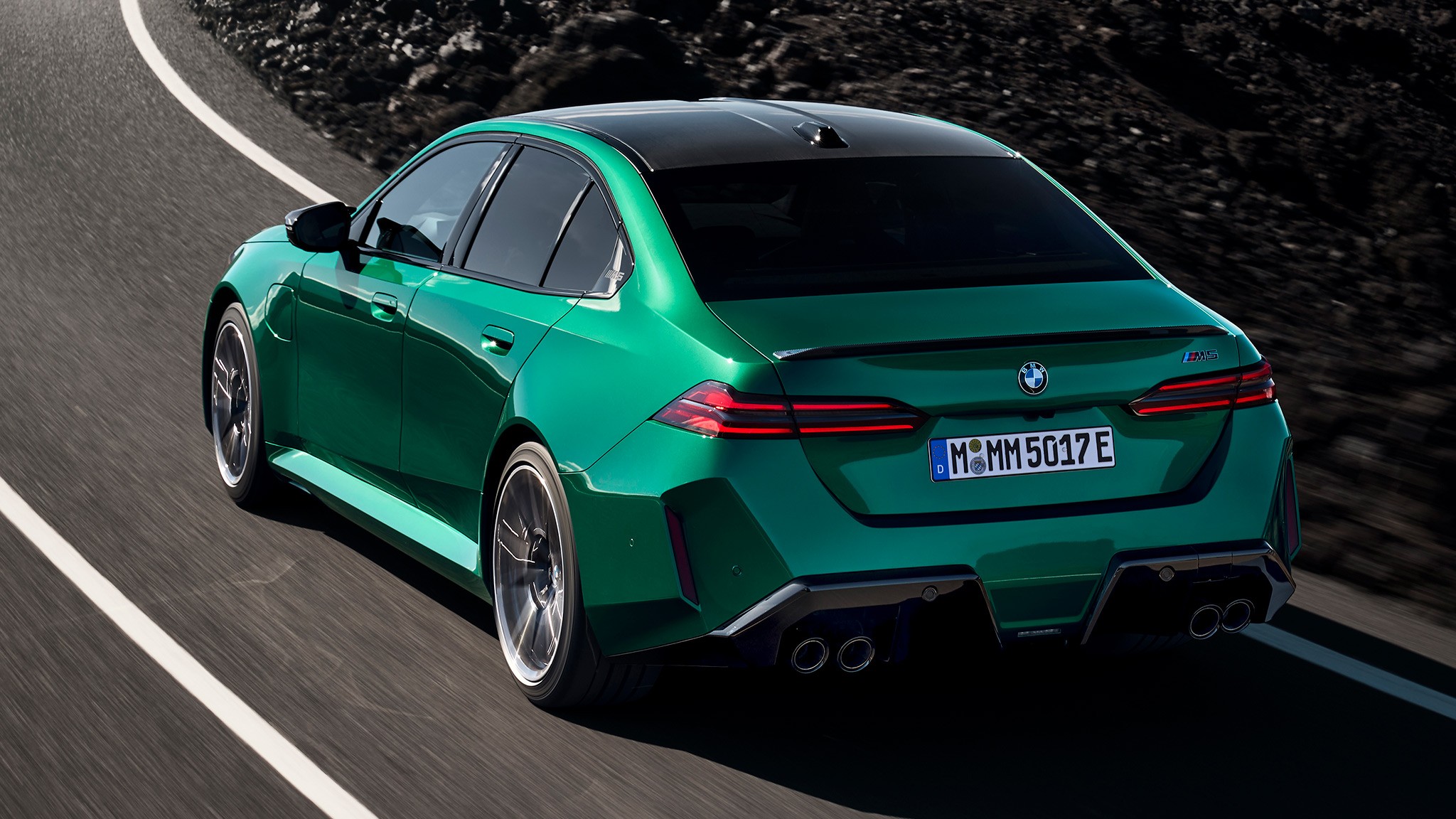 2025 BMW M5 sedan 47