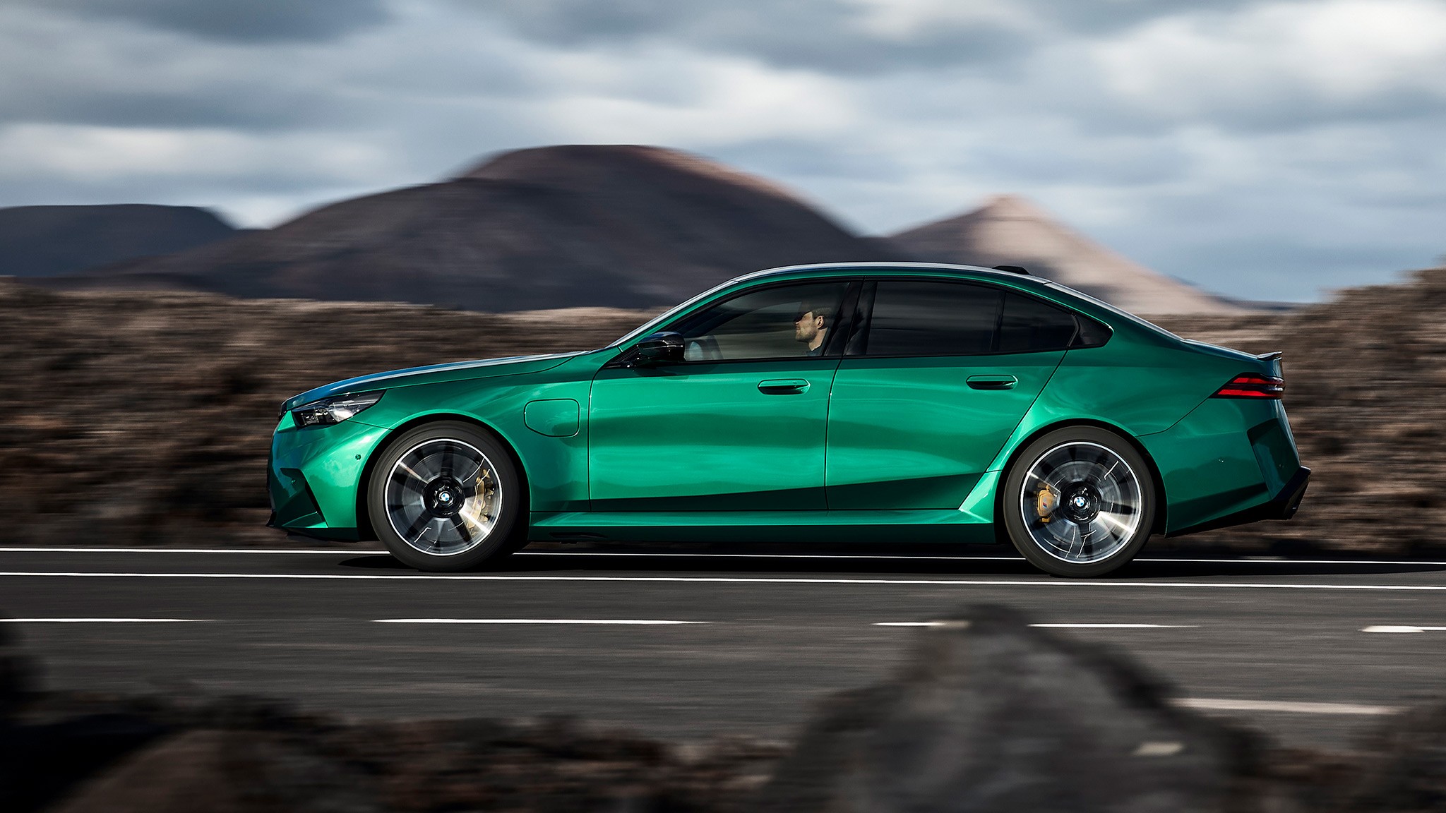 2025 BMW M5 sedan 50