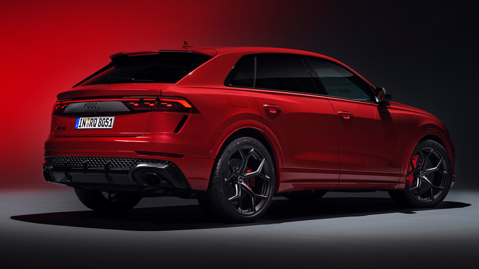 2025 Audi RS Q8 Performance SUV 16