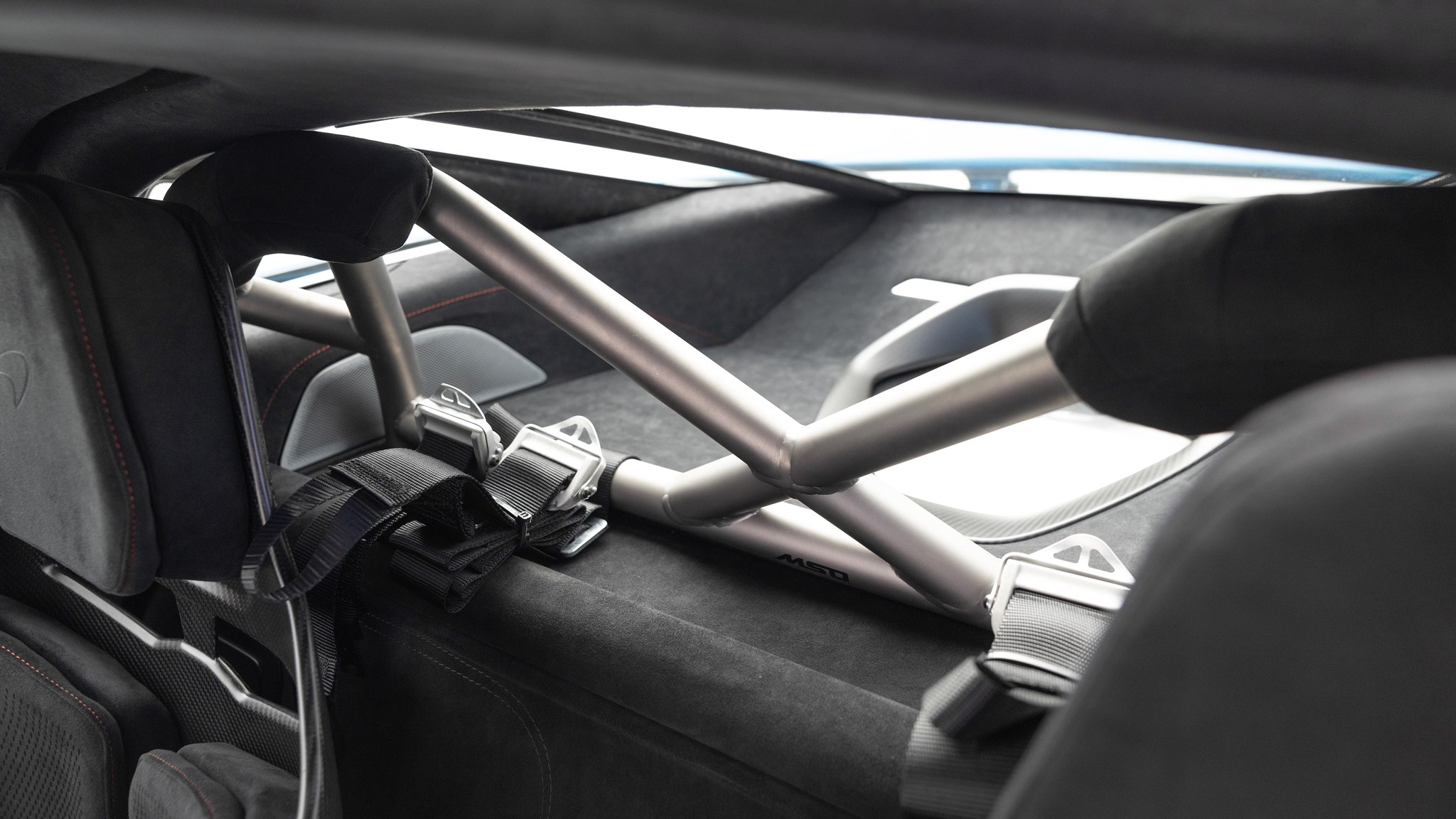 024 2024 McLaren 750S