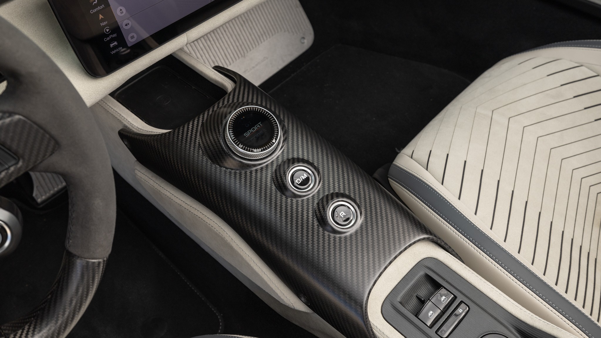 010 2024 Maserati MC20 Cielo center console