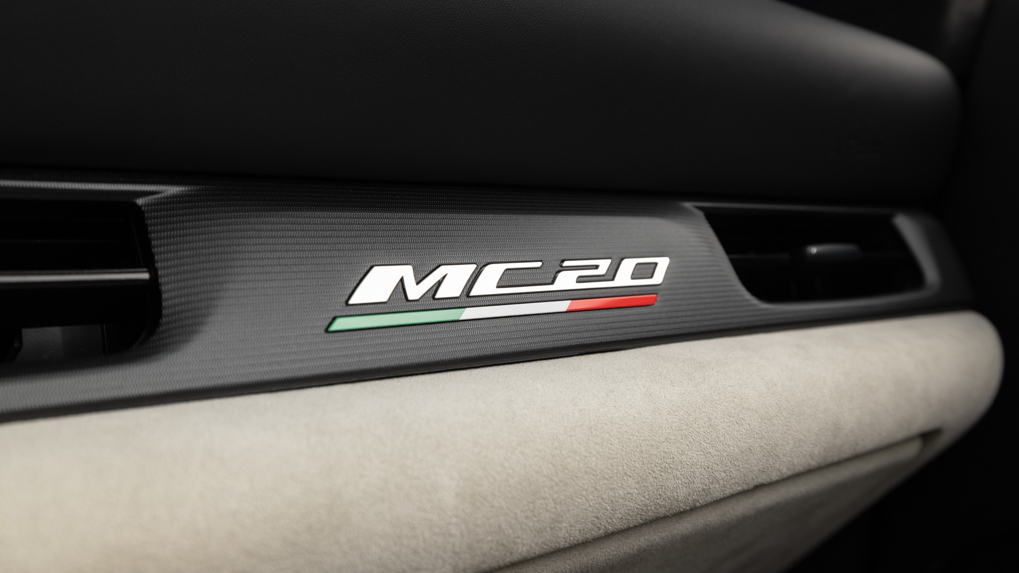 013 2024 Maserati MC20 Cielo