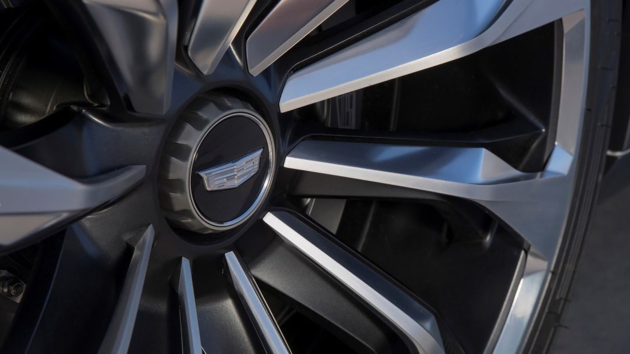 Cadillac Expressive Coupe Concept   8