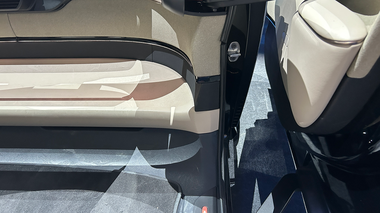 2026 Rimac Verne Autonomous Robotaxi FM 11