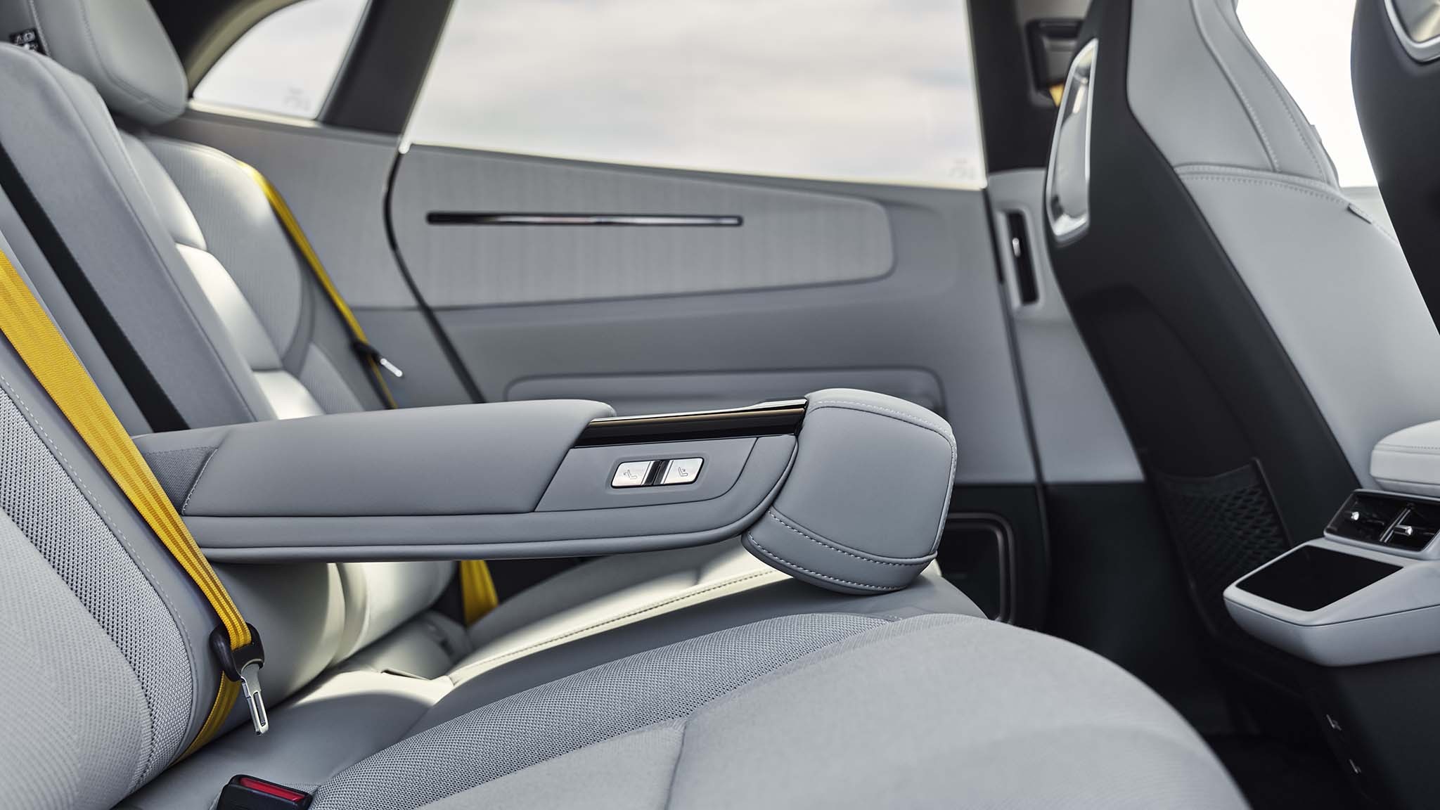 011 2025 polestar 4 first drive review