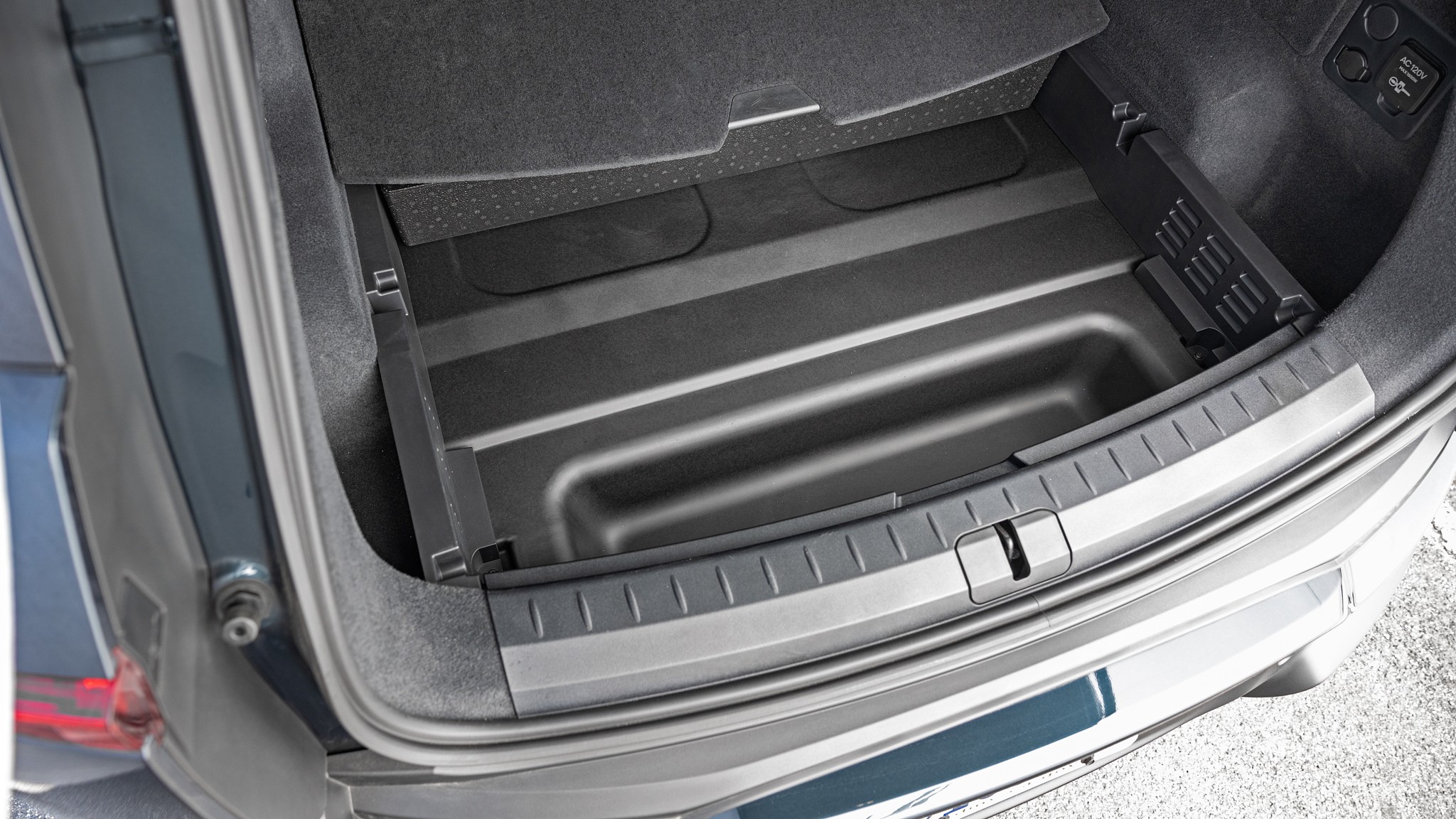 051 2024 Fisker Ocean