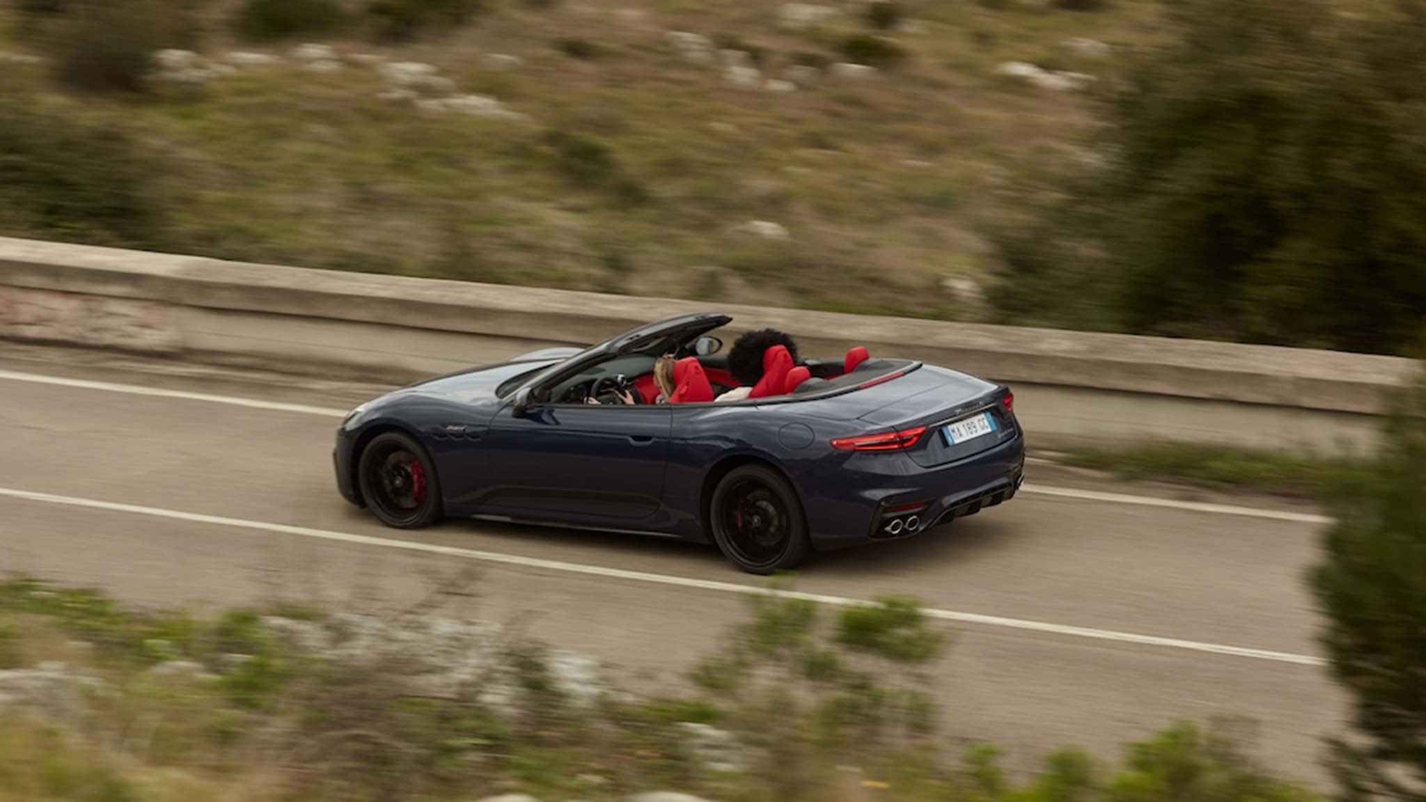 003 2024 maserati grancabrio trofeo