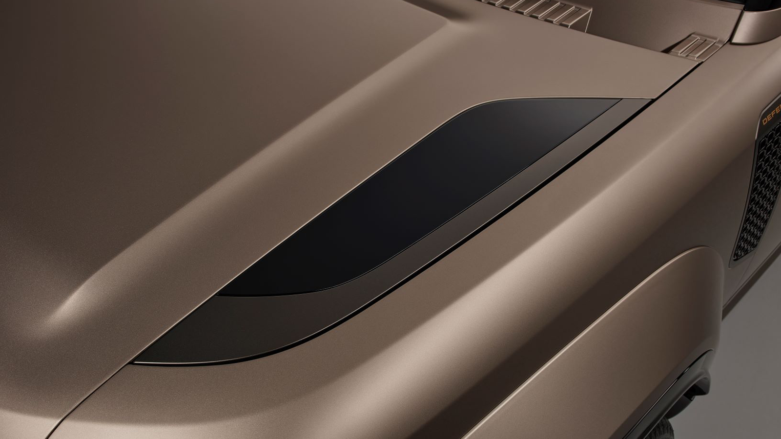 2025 Land Rover Defender 110 OCTA 40