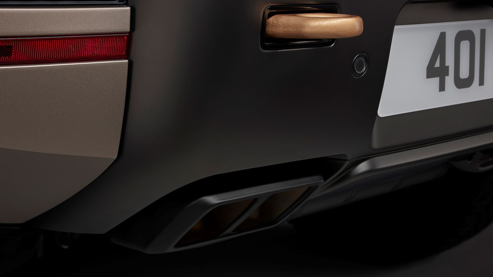 2025 Land Rover Defender 110 OCTA 39