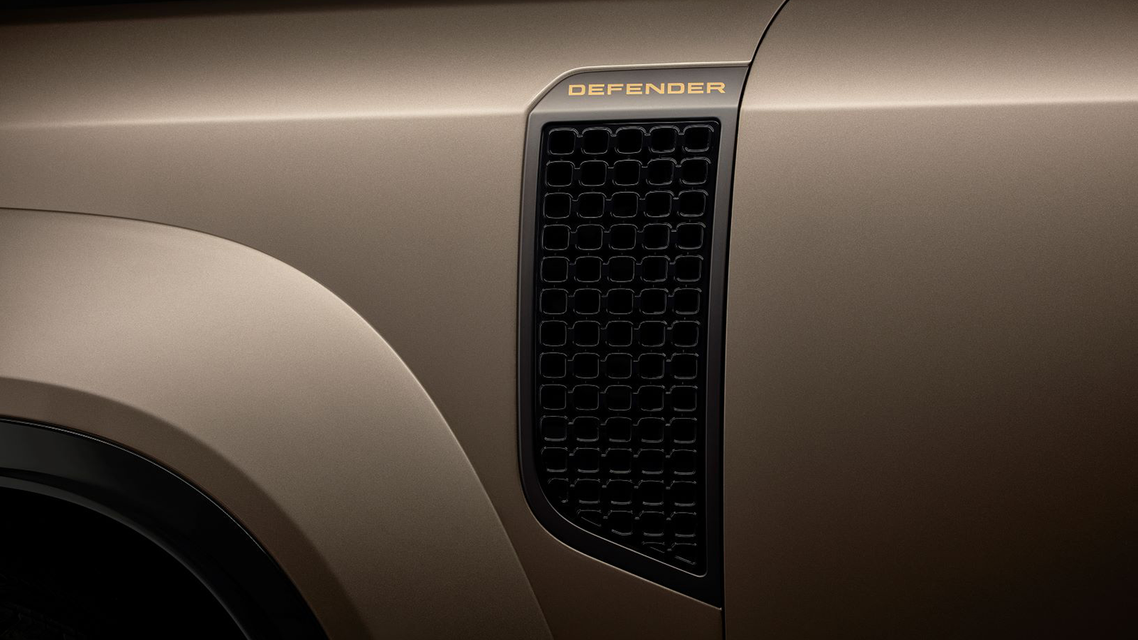 2025 Land Rover Defender 110 OCTA 35