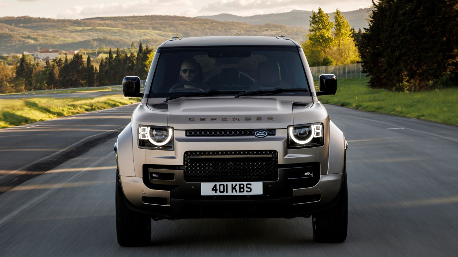 2025 Land Rover Defender 110 OCTA 23