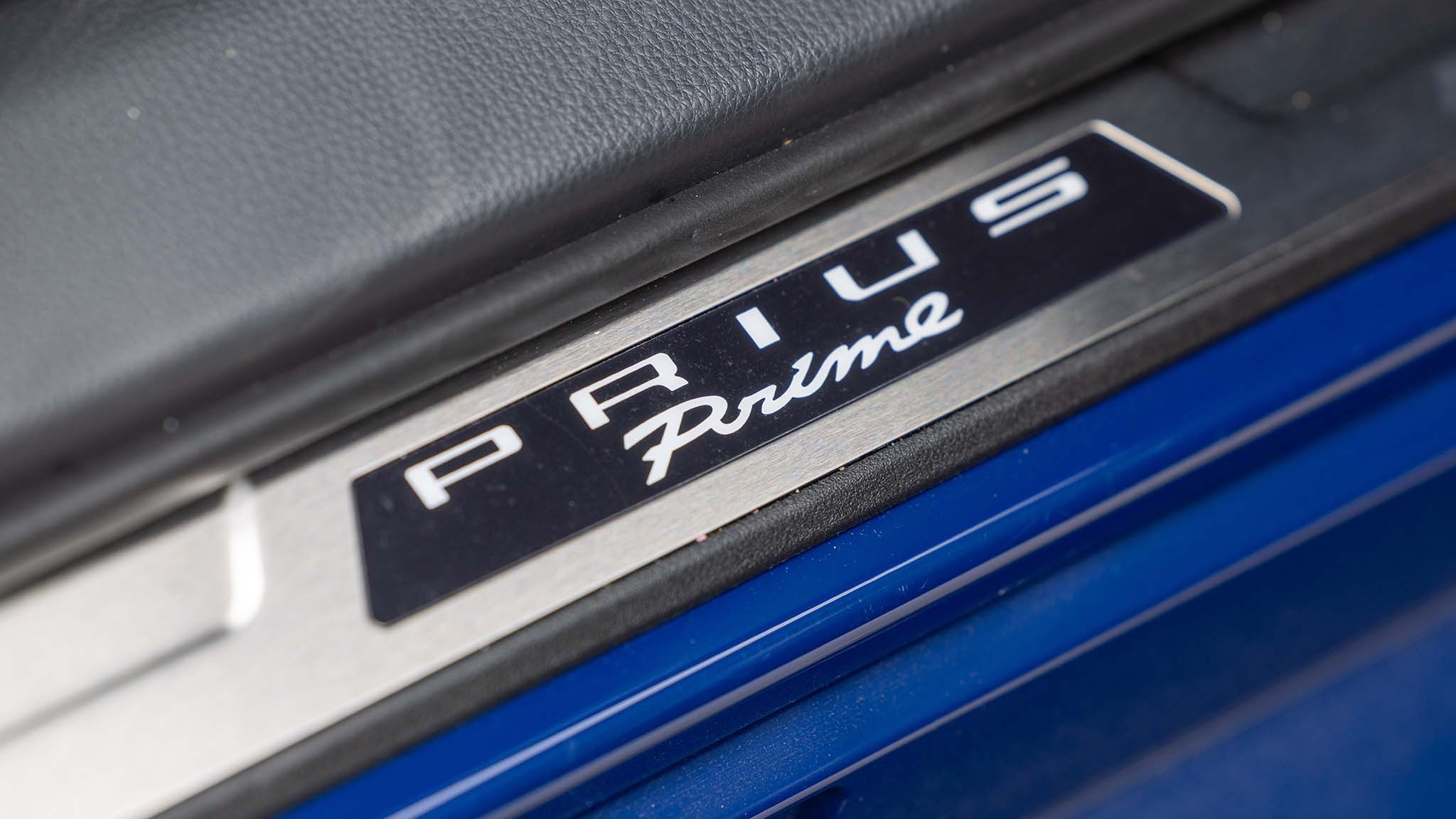 001 2024 Toyota Prius Prime SE