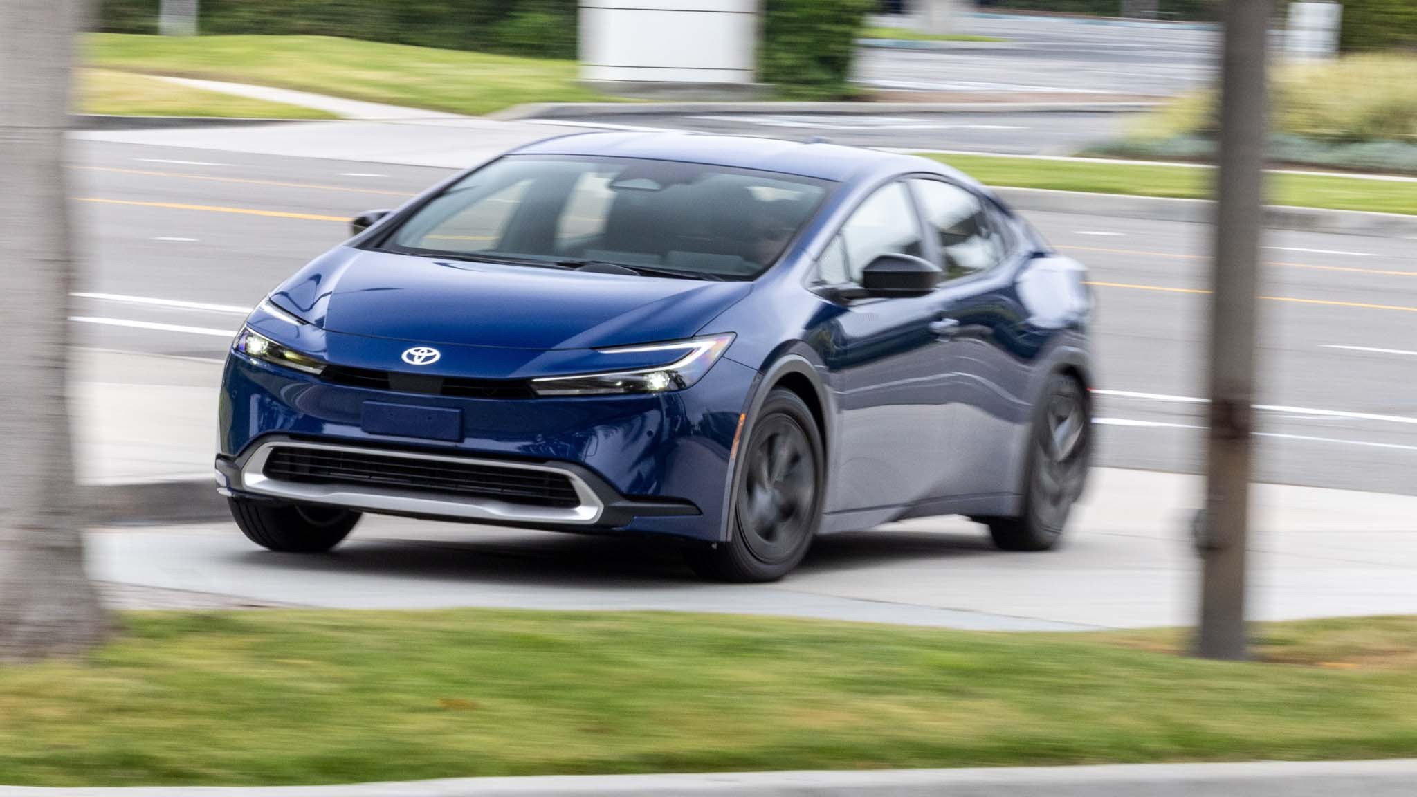 009 2024 Toyota Prius Prime SE