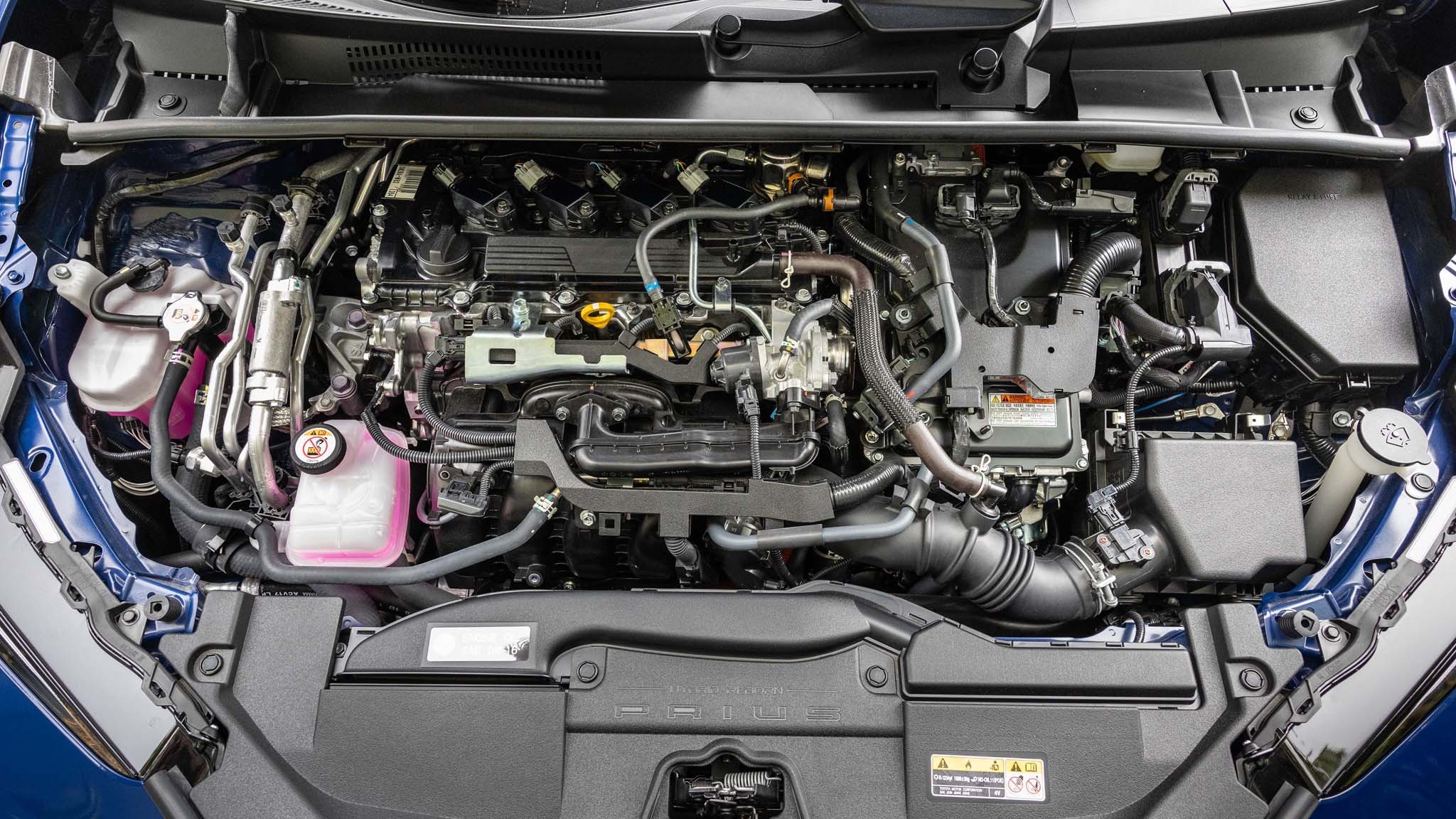 012 2024 Toyota Prius Prime SE