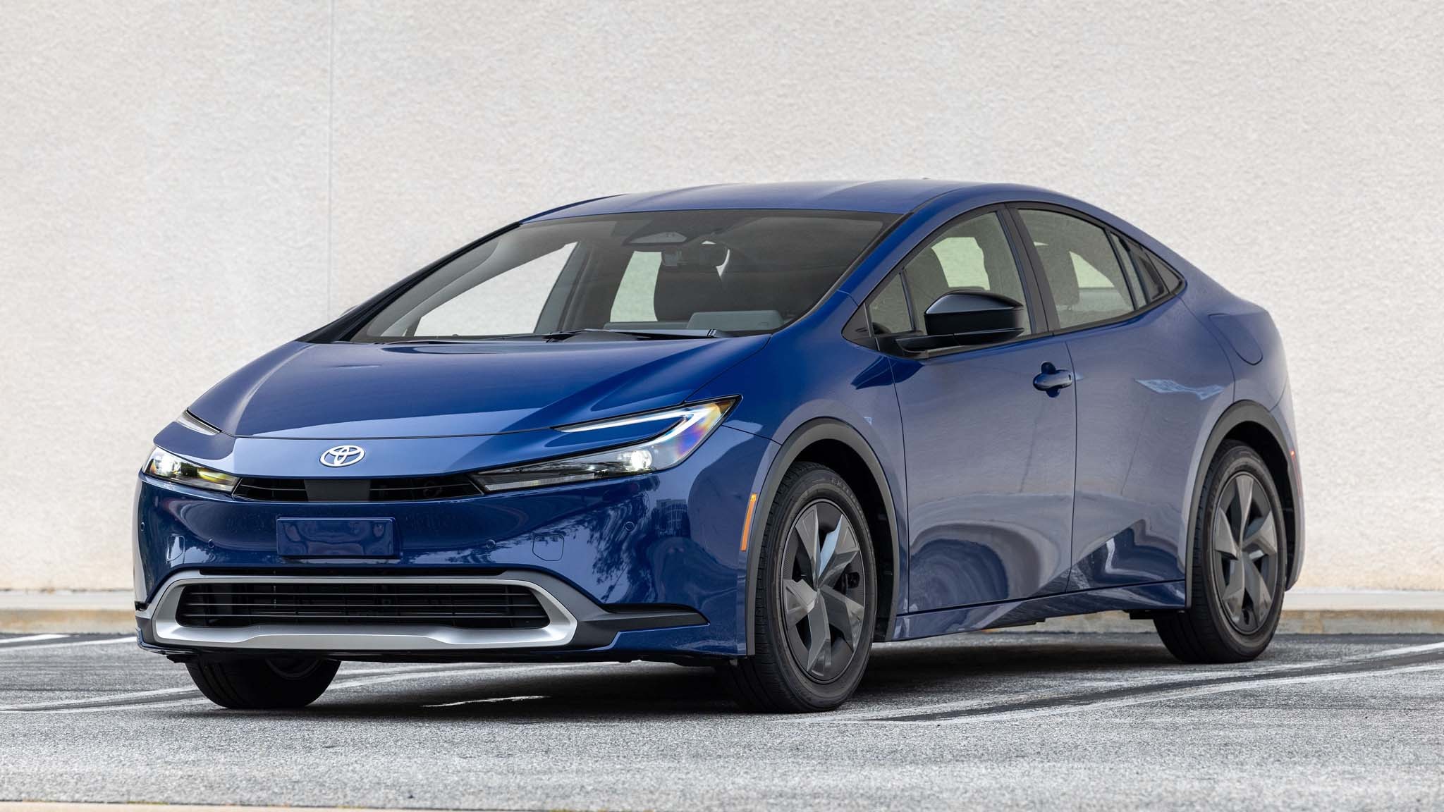 018 2024 Toyota Prius Prime SE