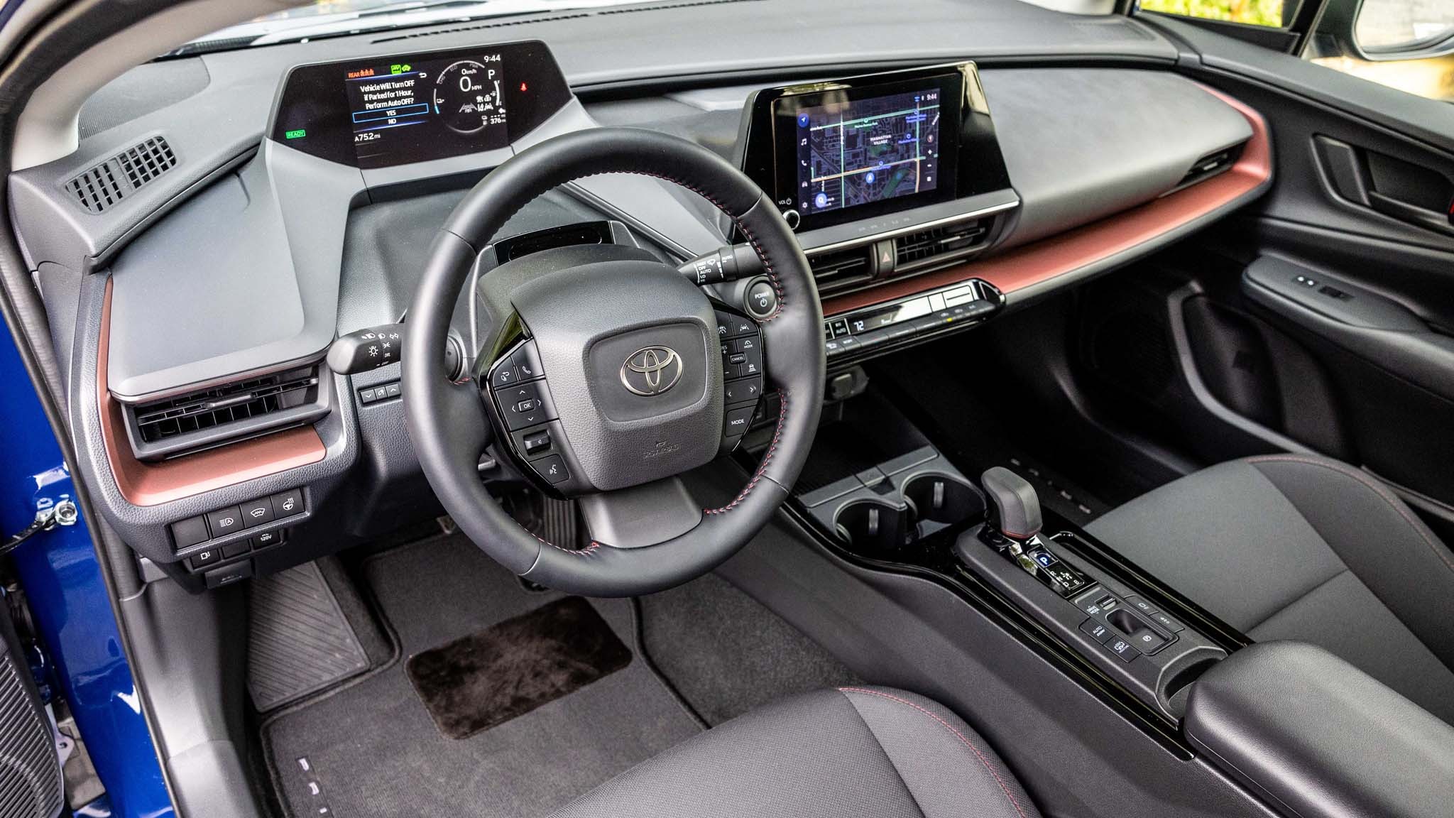 021 2024 Toyota Prius Prime SE