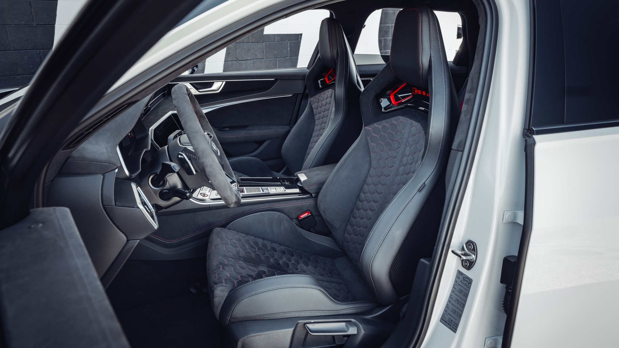 023 2025 Audi RS6 GT