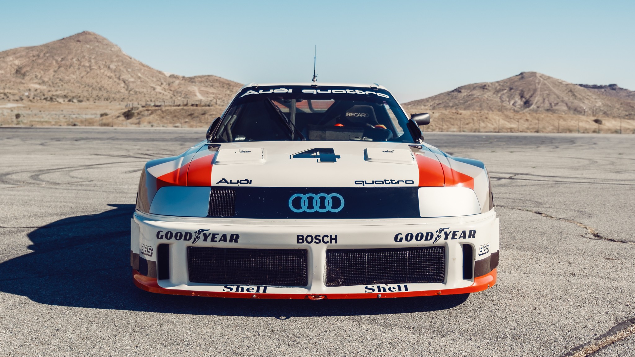 048 2025 Audi RS6 GT