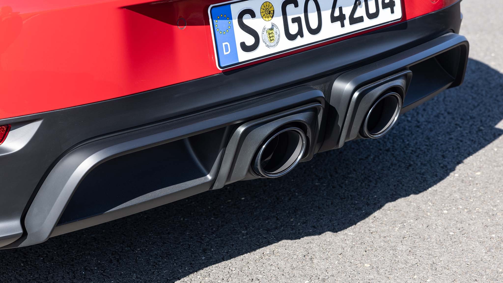 015 2025 porsche 911 gts hybrid